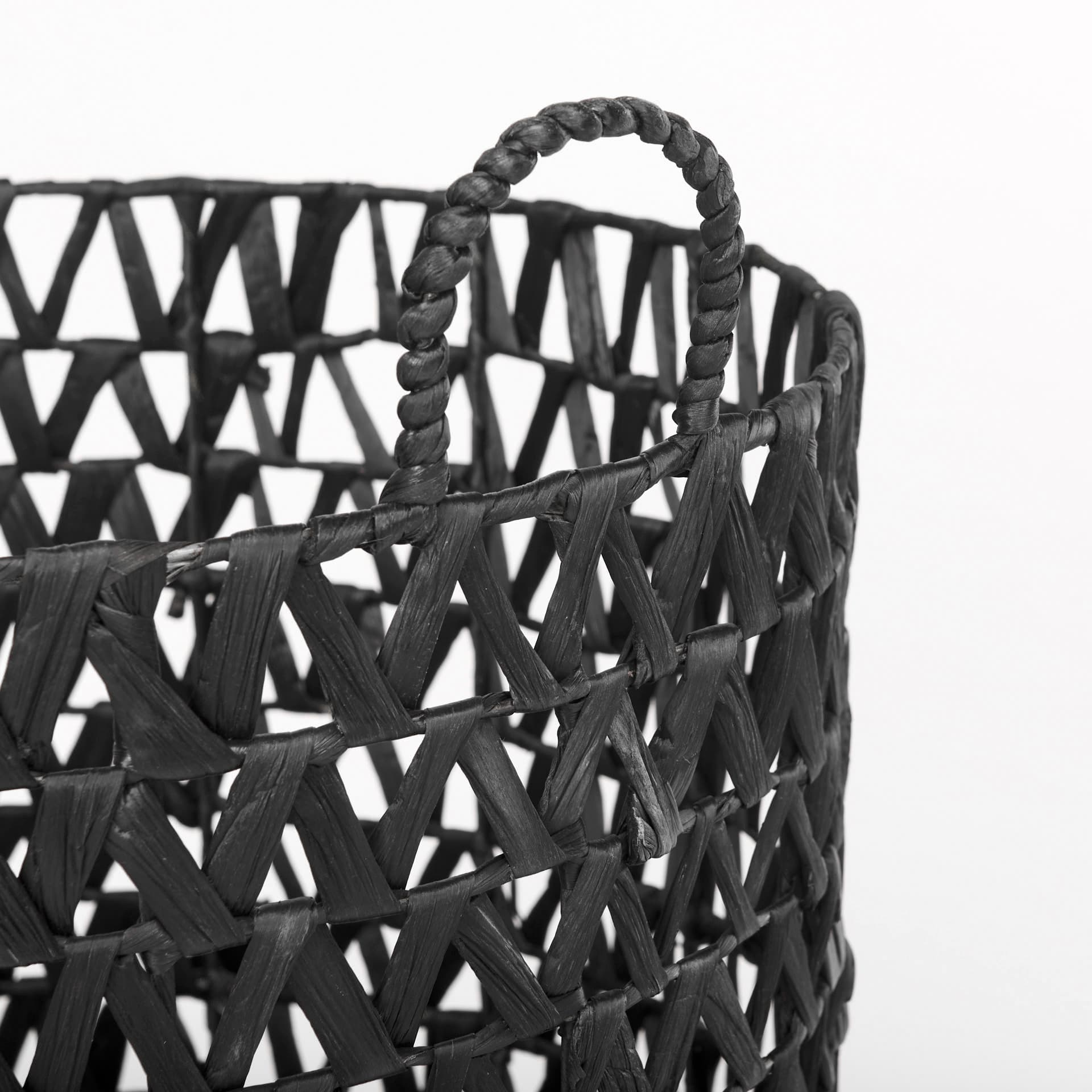 Lola (Set of 3) Black Water Hyacinth Zig Zag Weave Round Basket W/ Handles — product photograph