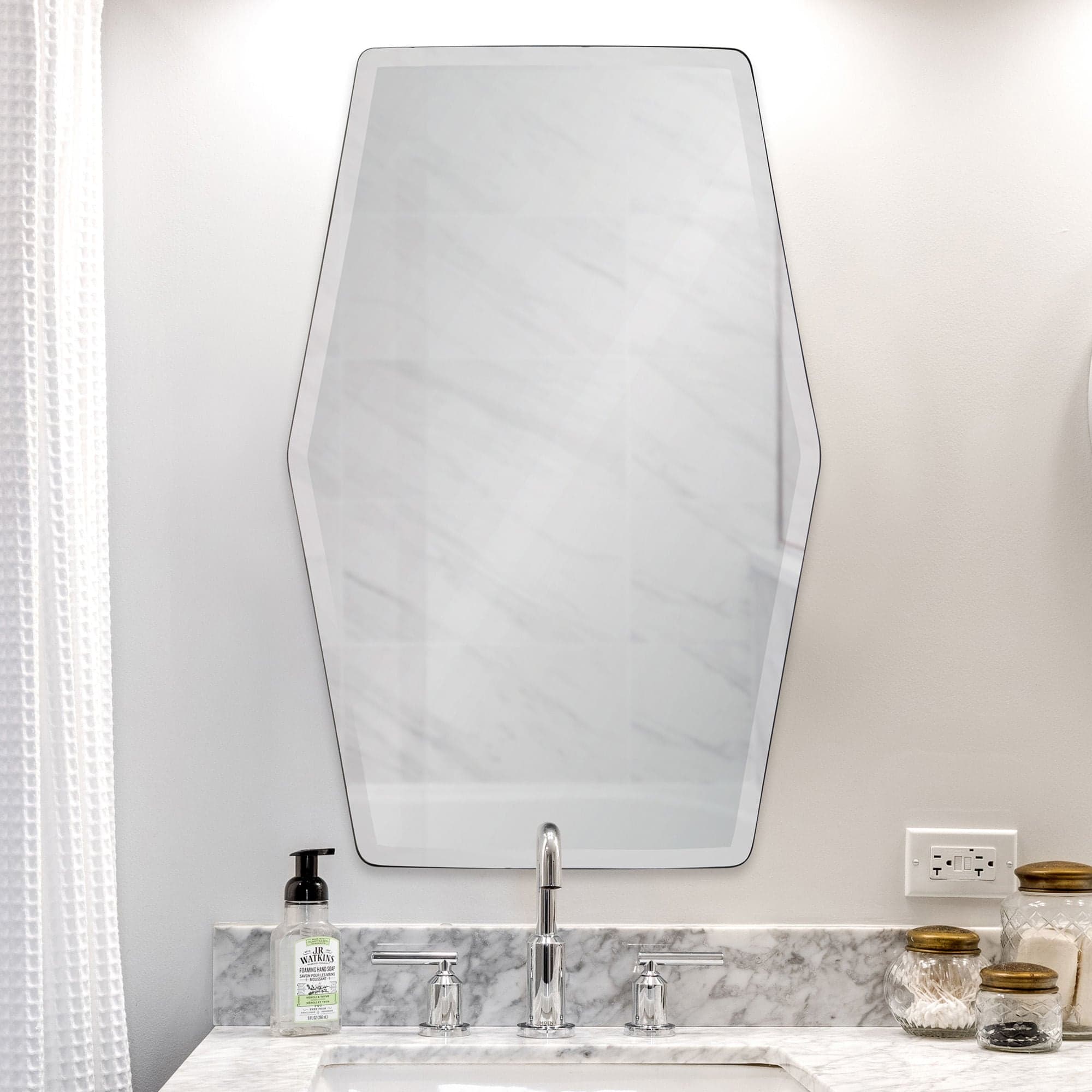 Tel Aviv — product photograph