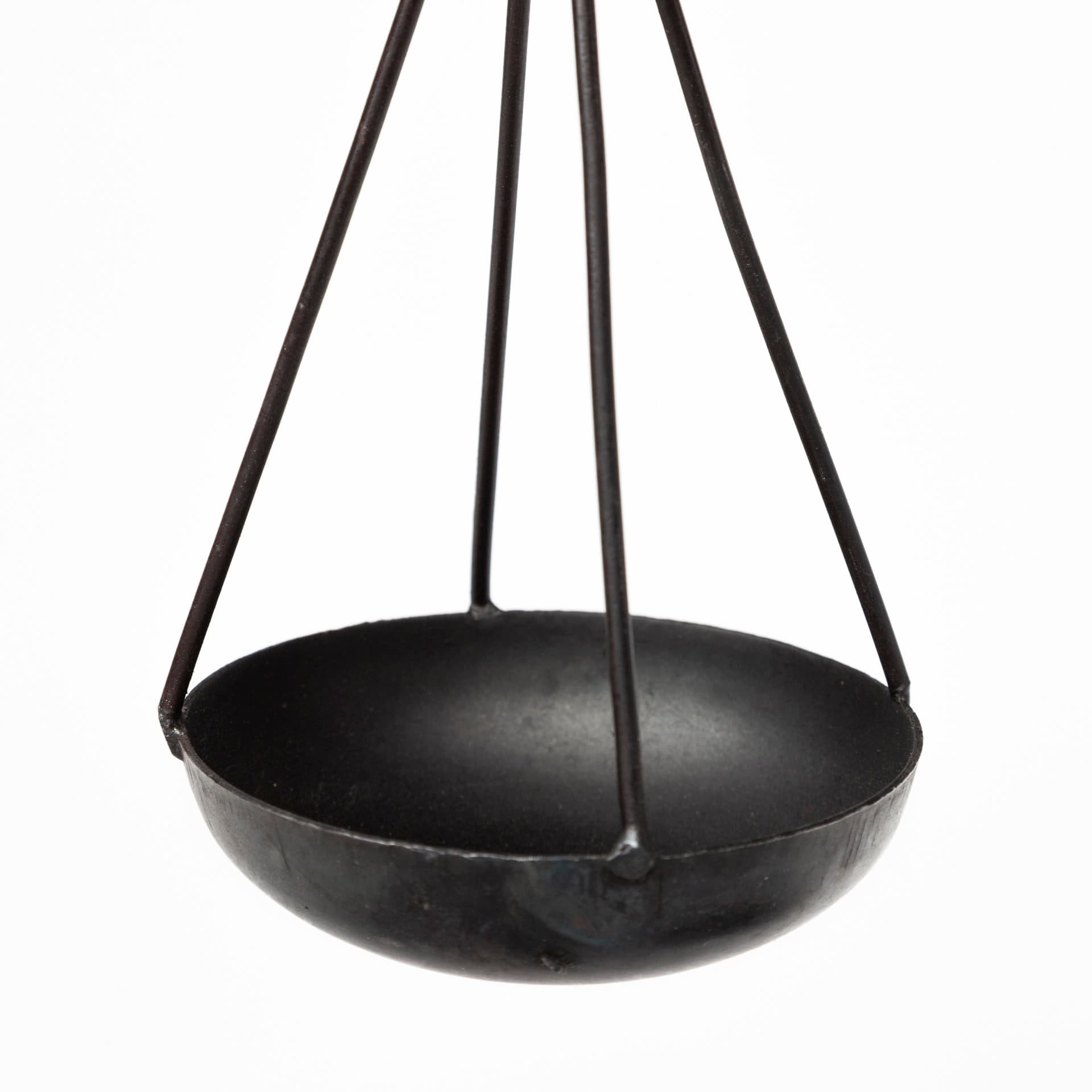 Ellis 10L x 4W Black Metal Vintage Inspired Weighing Scale — product photograph