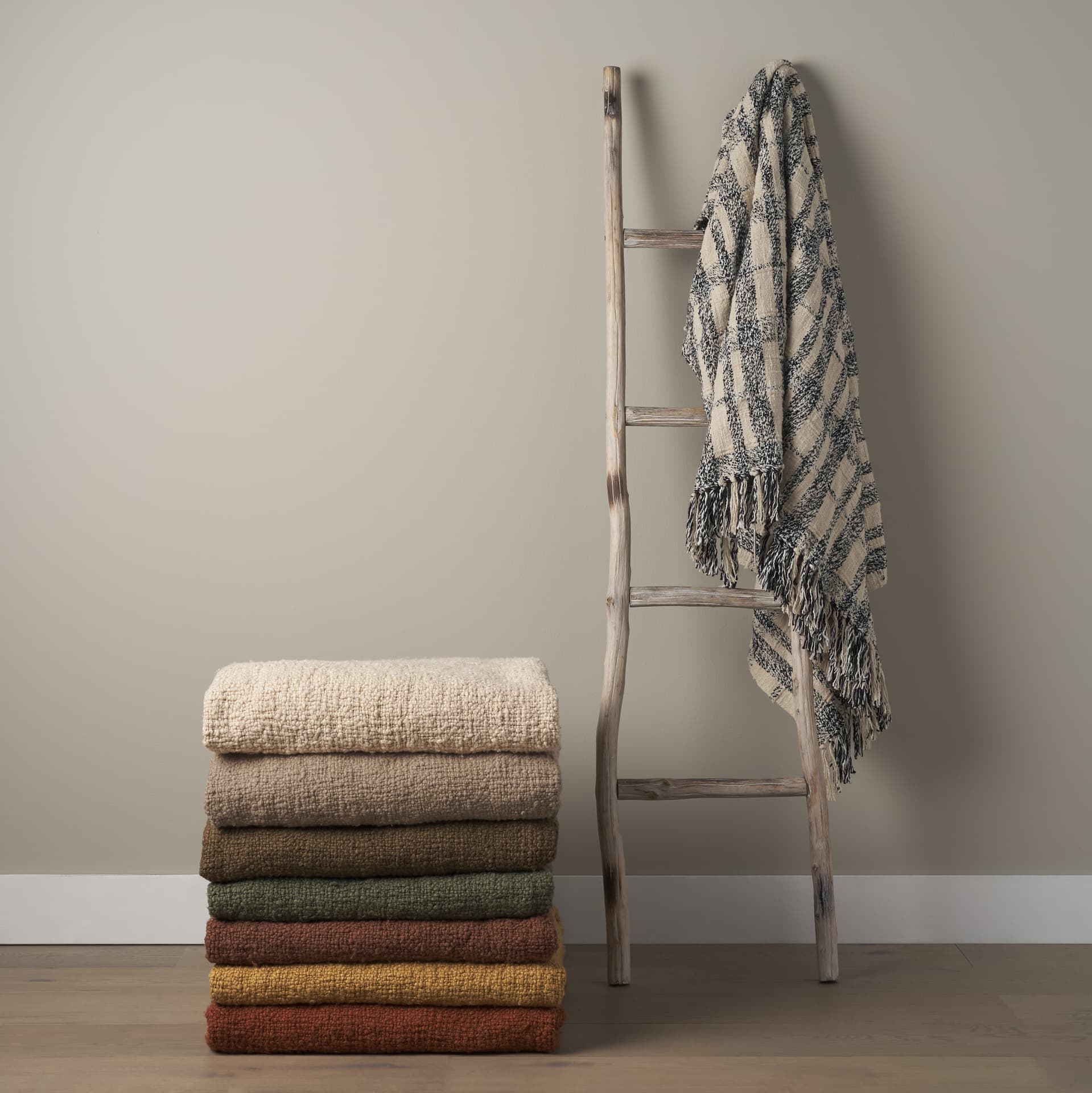 Kambal Copper Rust Woven Cotton Throw Blanket — product photograph