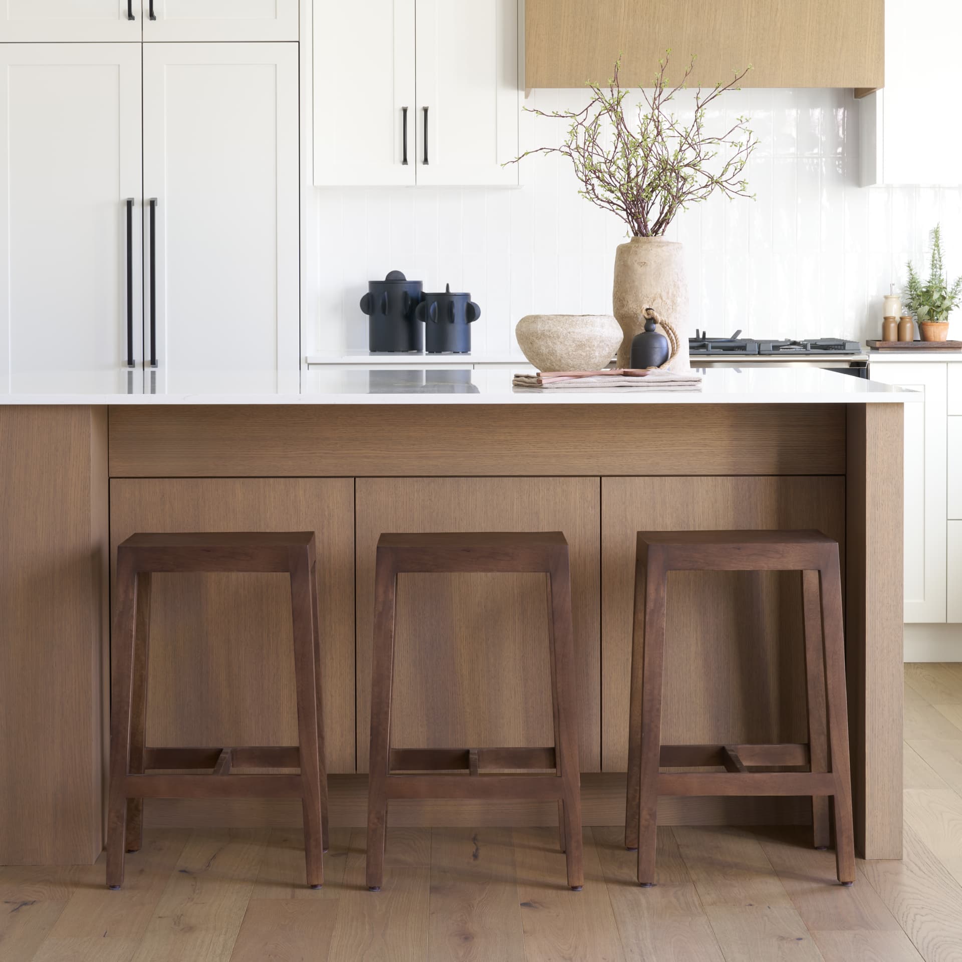 Colony Backless 25in Seat Counter Stool | Medium Dark Brown — product photograph