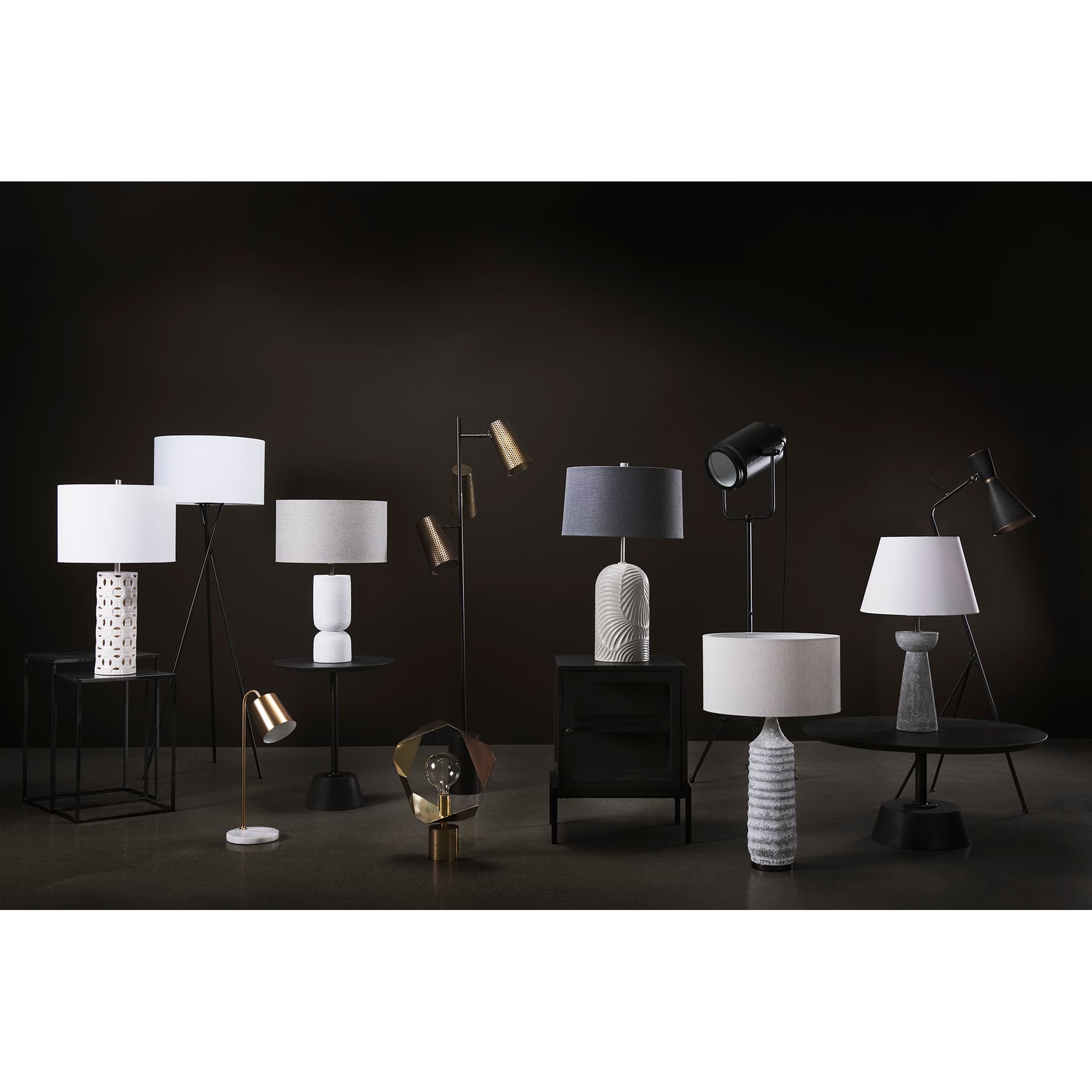 Quinn 18.0L x 18.0W x 28.8H Navy Base W/Beige Fabric Shade Table Lamp — in a styled room