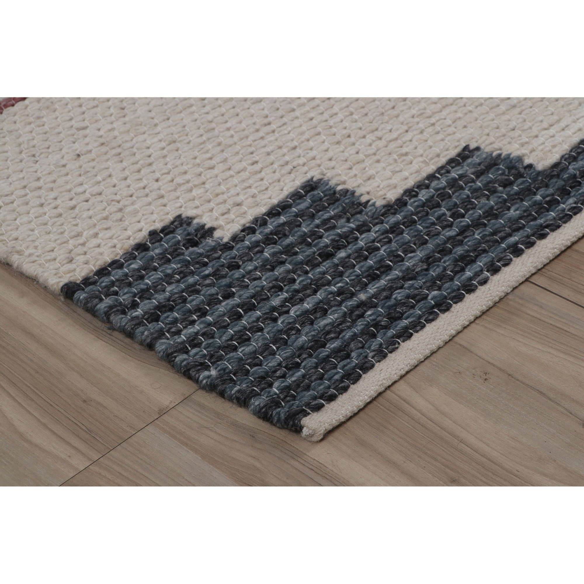 Annie — product photograph
