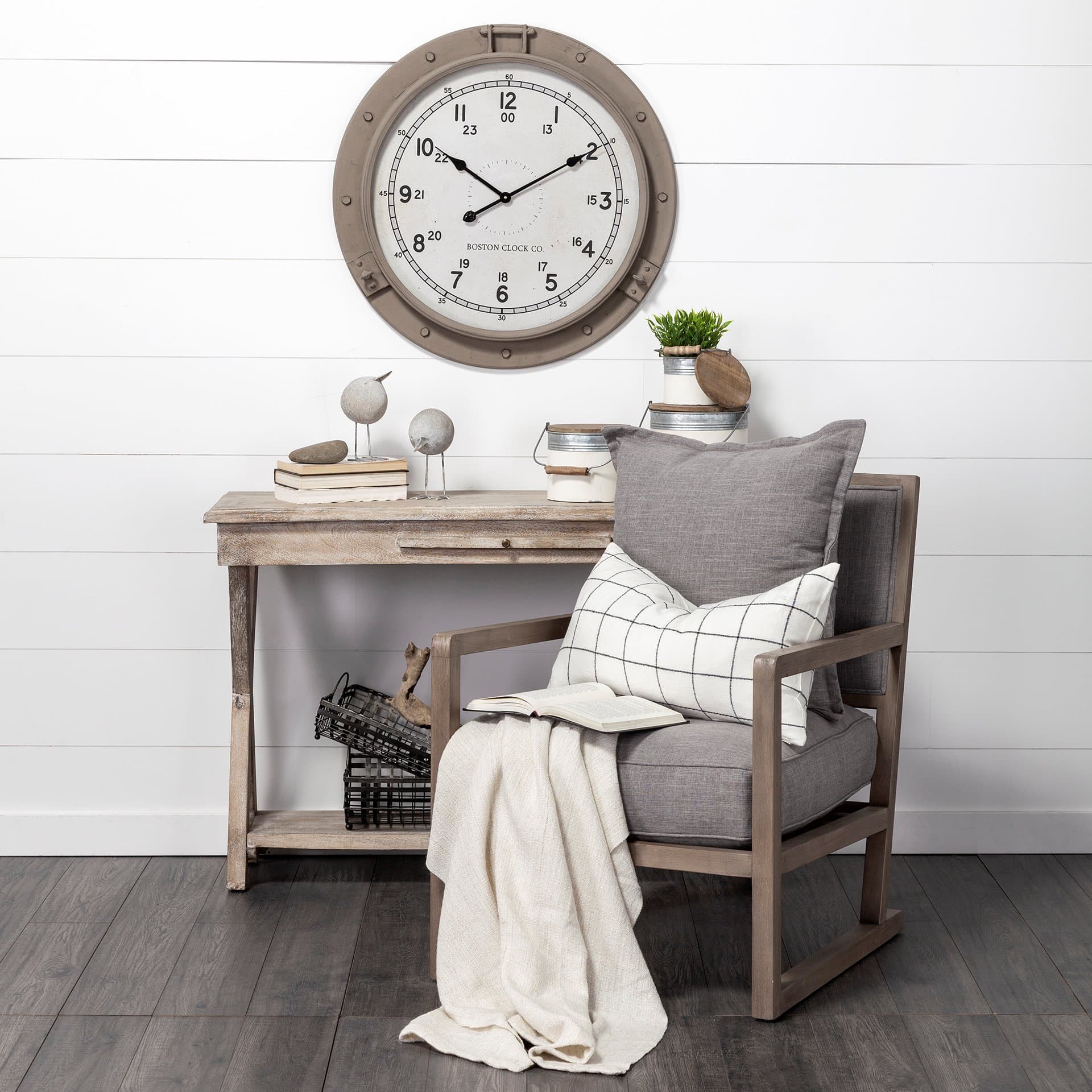 Snipe II 6L x 6W Off-White Resin Bird Ornament W/ Metal Feet — in a styled room