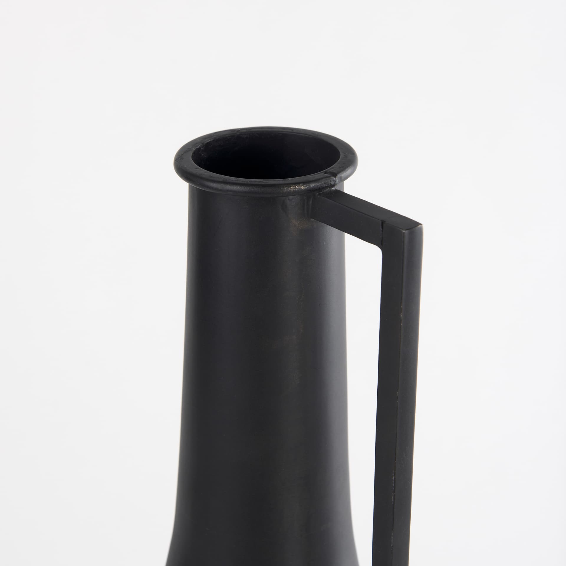 Aubrey Medium 18.0H Black Iron Flower Jug Vase — product photograph