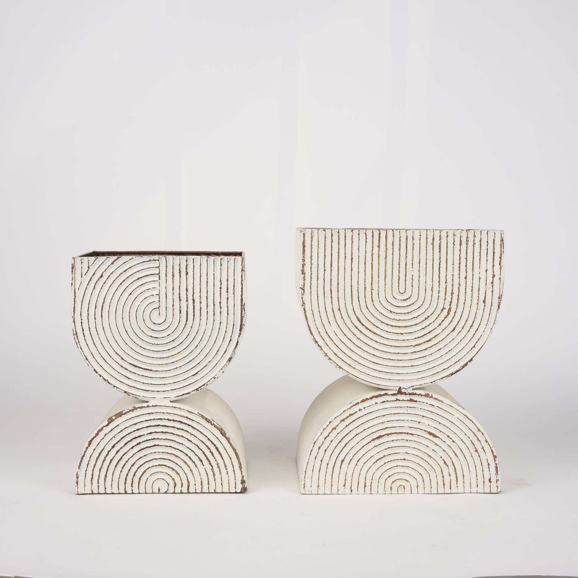 Medina Off White w/ Gold Antiquing Tall Metal Planters (Set of 2) — product photograph