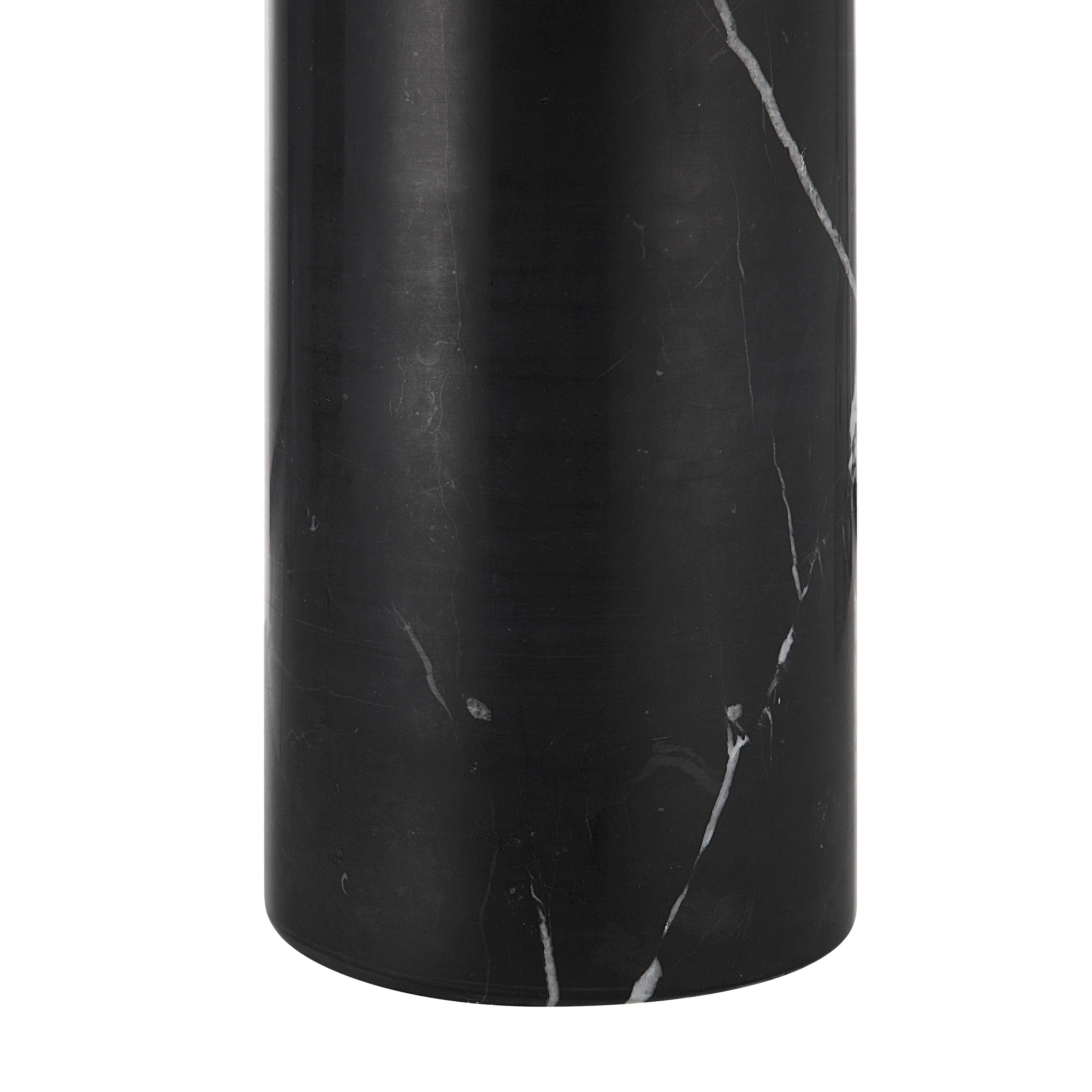 Tyne — product photograph
