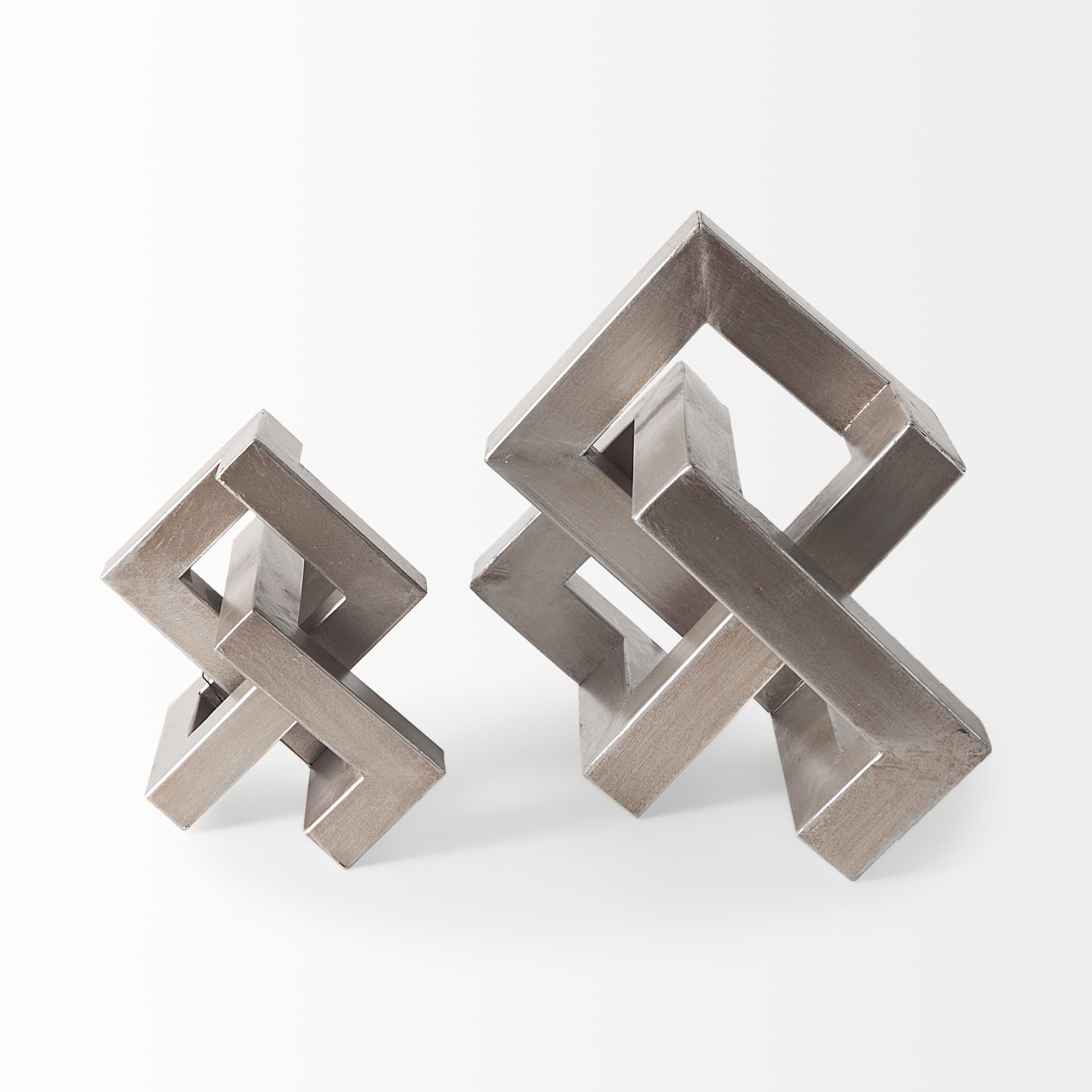 Link Small Silver Metal Sculpture Decorative Object — product photograph