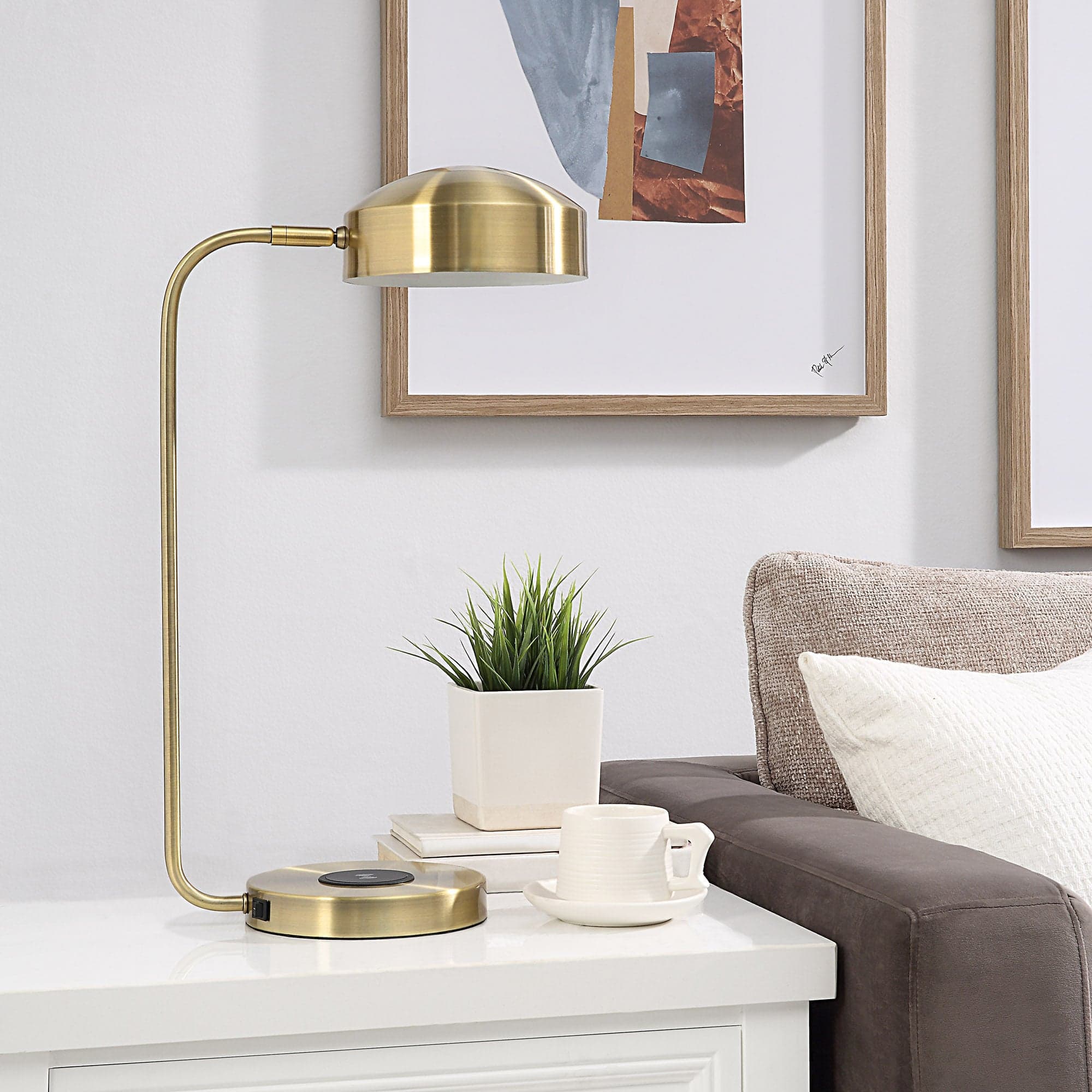 Riesco — product photograph