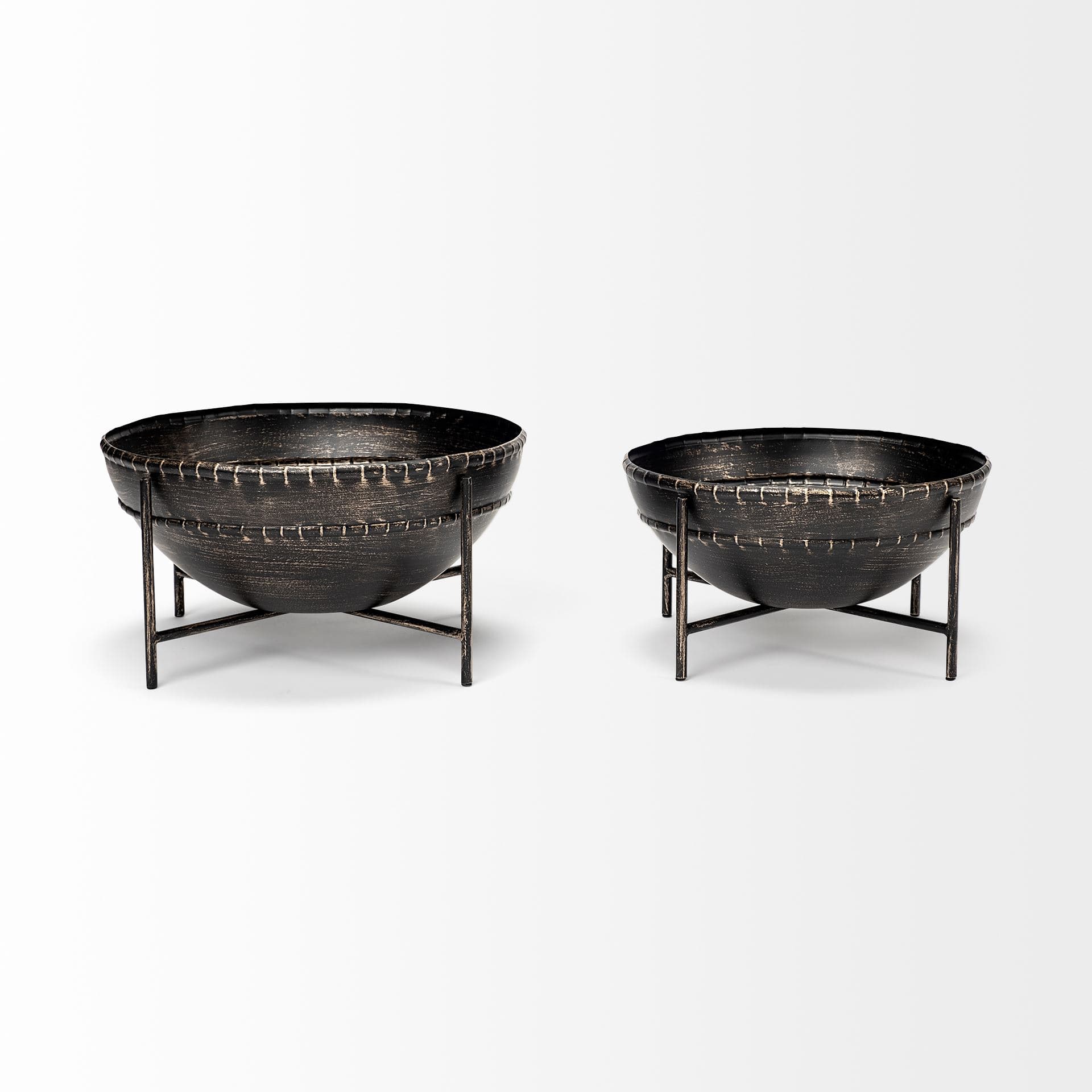 Cauldron (Set of 2) Brown Metal Bowls — product photograph
