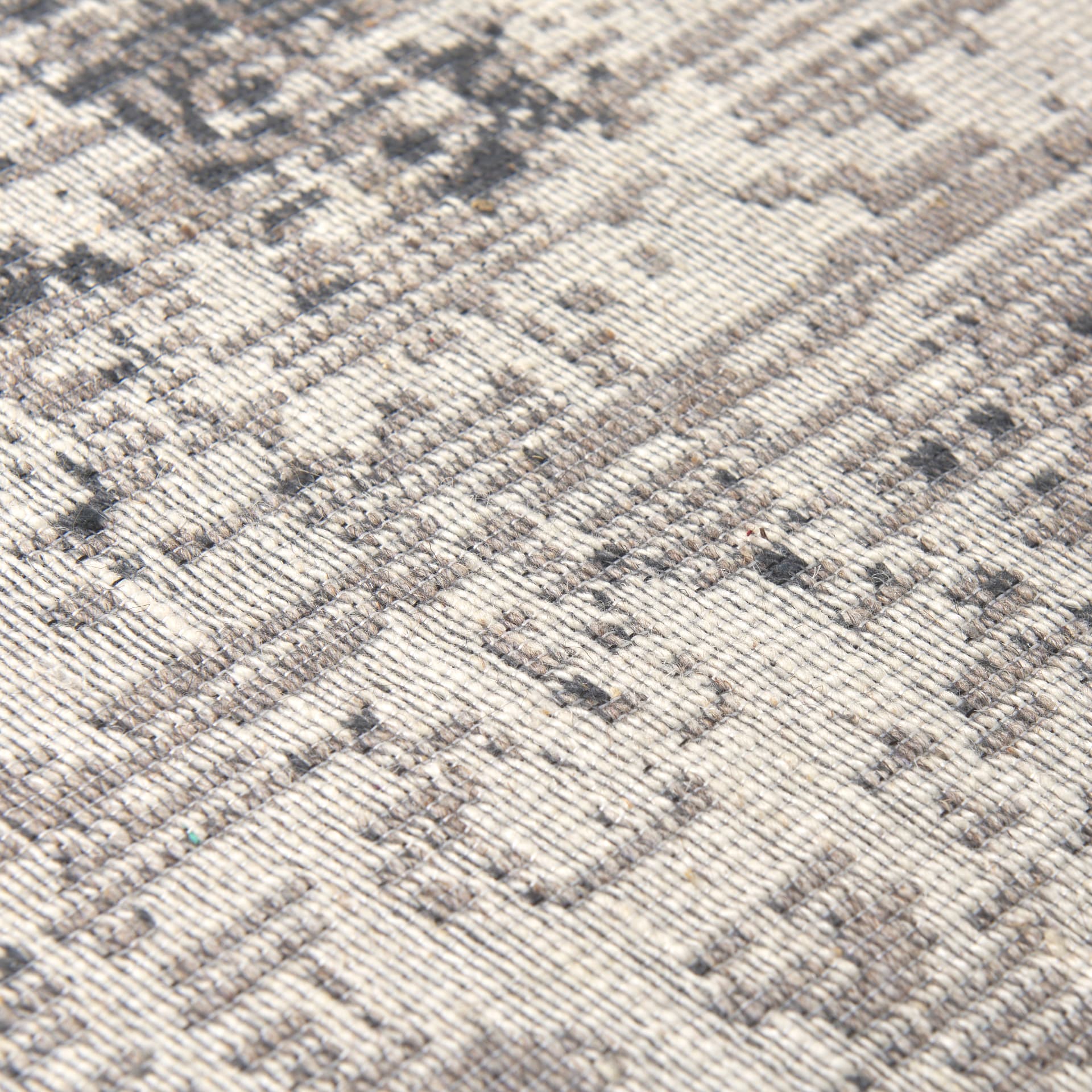 Greyson 8 x 10 Gray Wool and Polyester Area Rug — product photograph