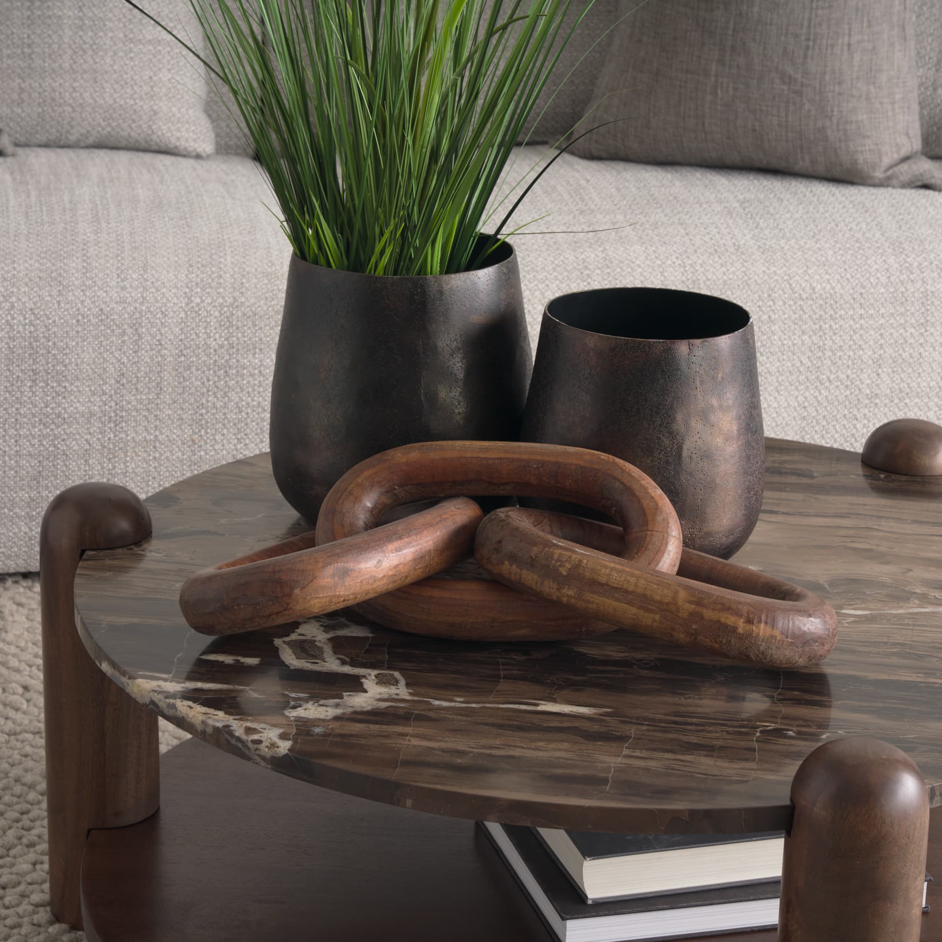 Tayla Large Medium Brown Wood Chain Link — product photograph