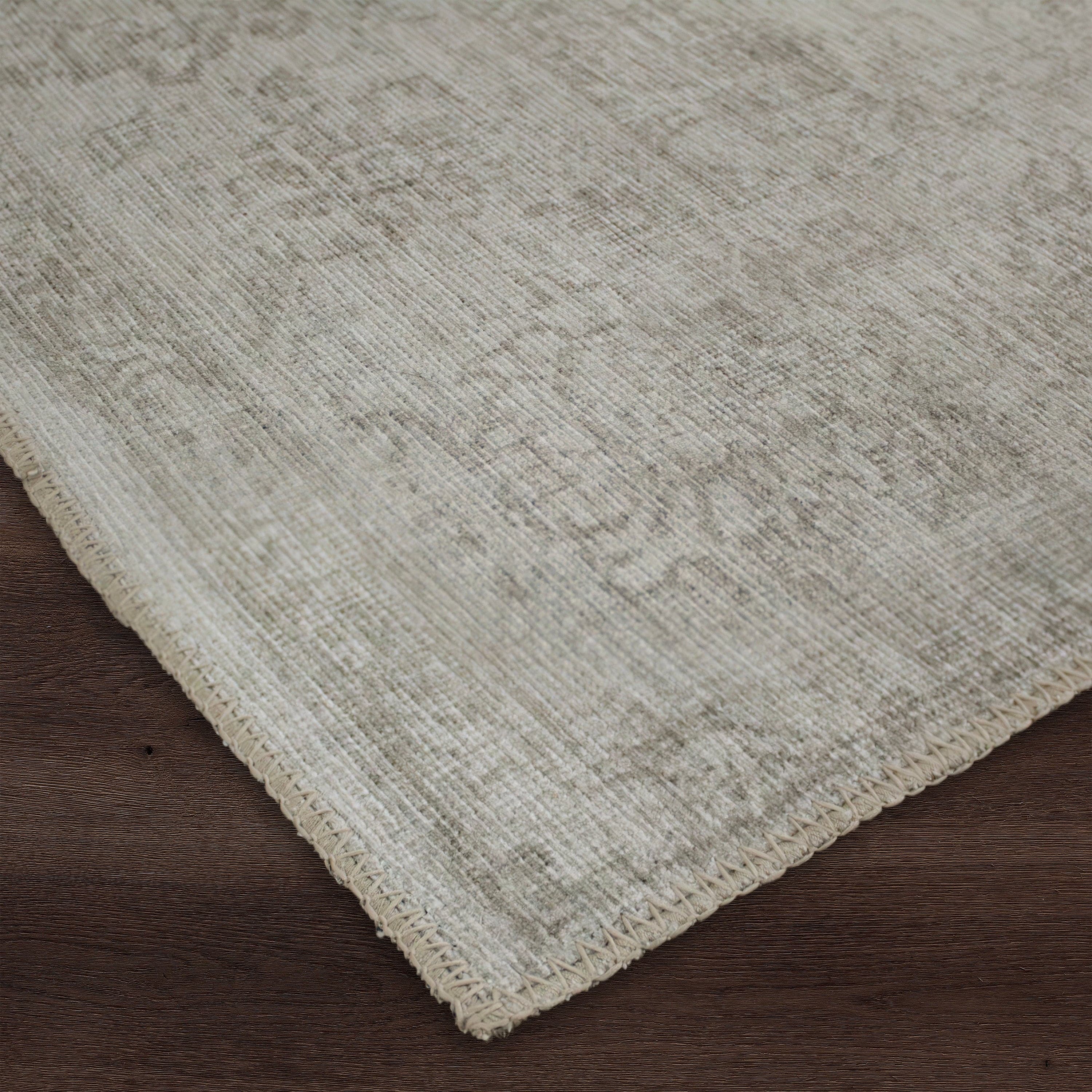 Chloe — product photograph