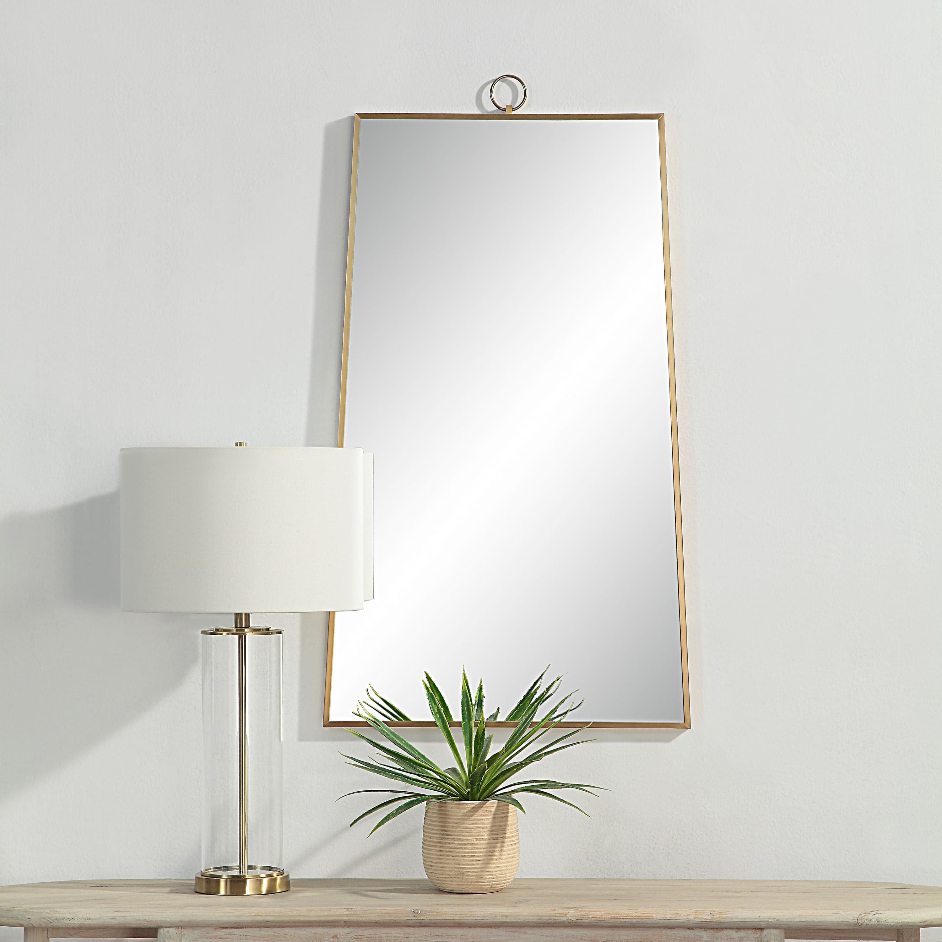 Ariadne — product photograph