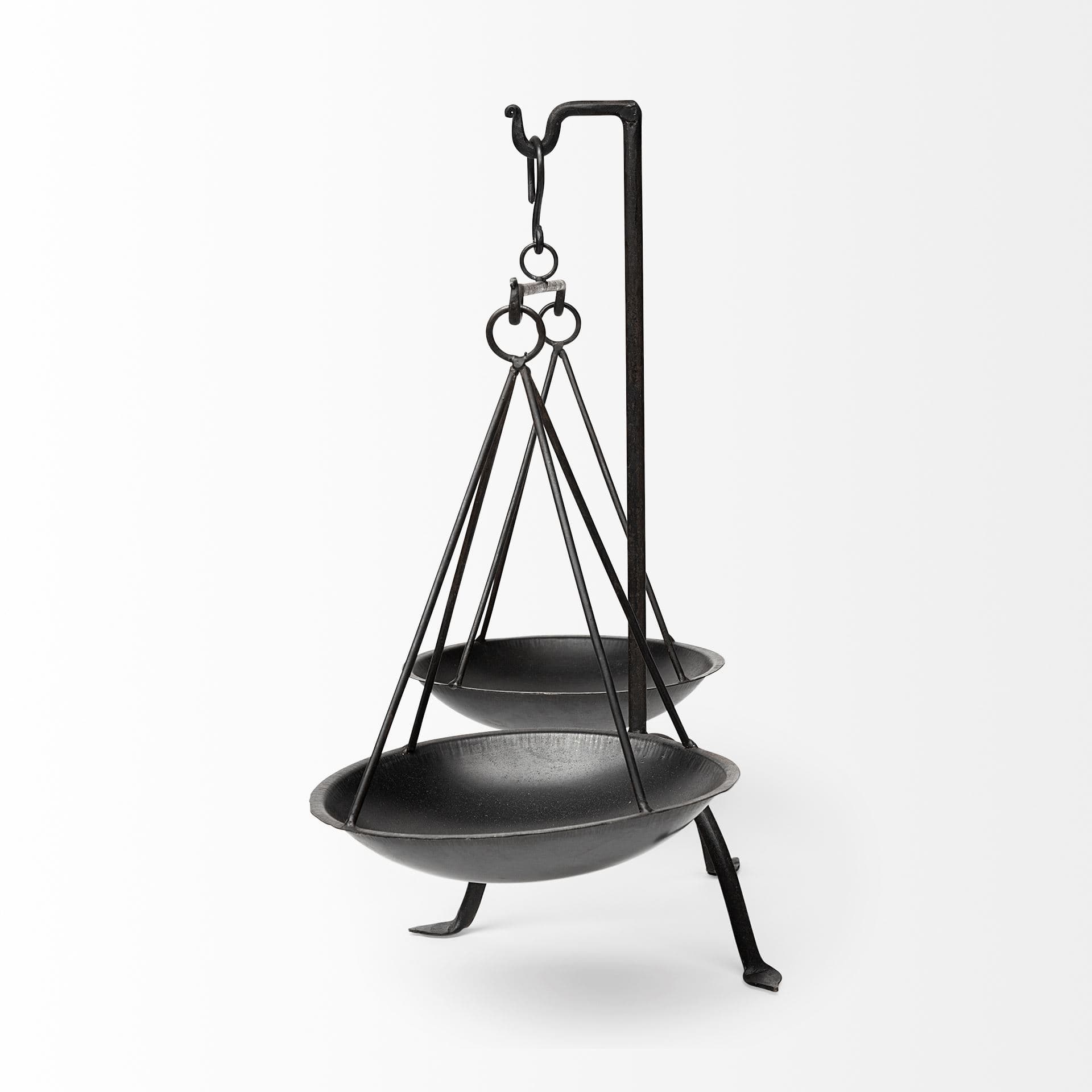 Adilah 16L x 10W Black Metal Vintage Inspired Weighing Scale — product photograph