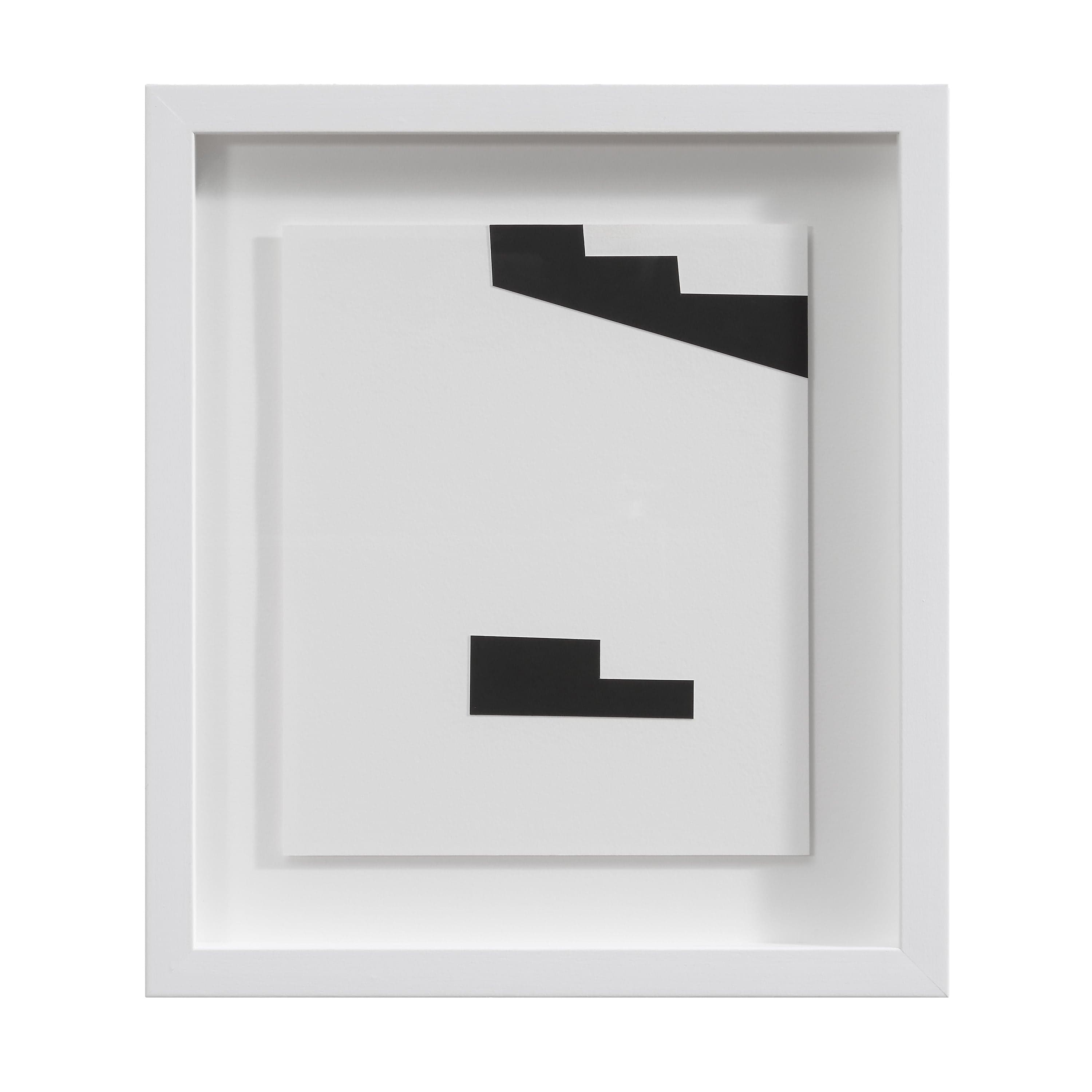 Ostra — product photograph