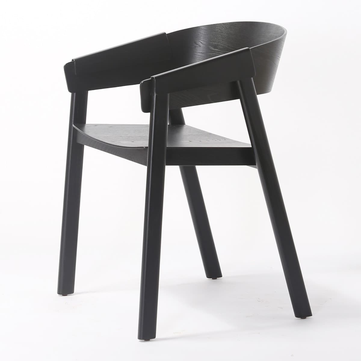 Thomas Armchair — product photograph