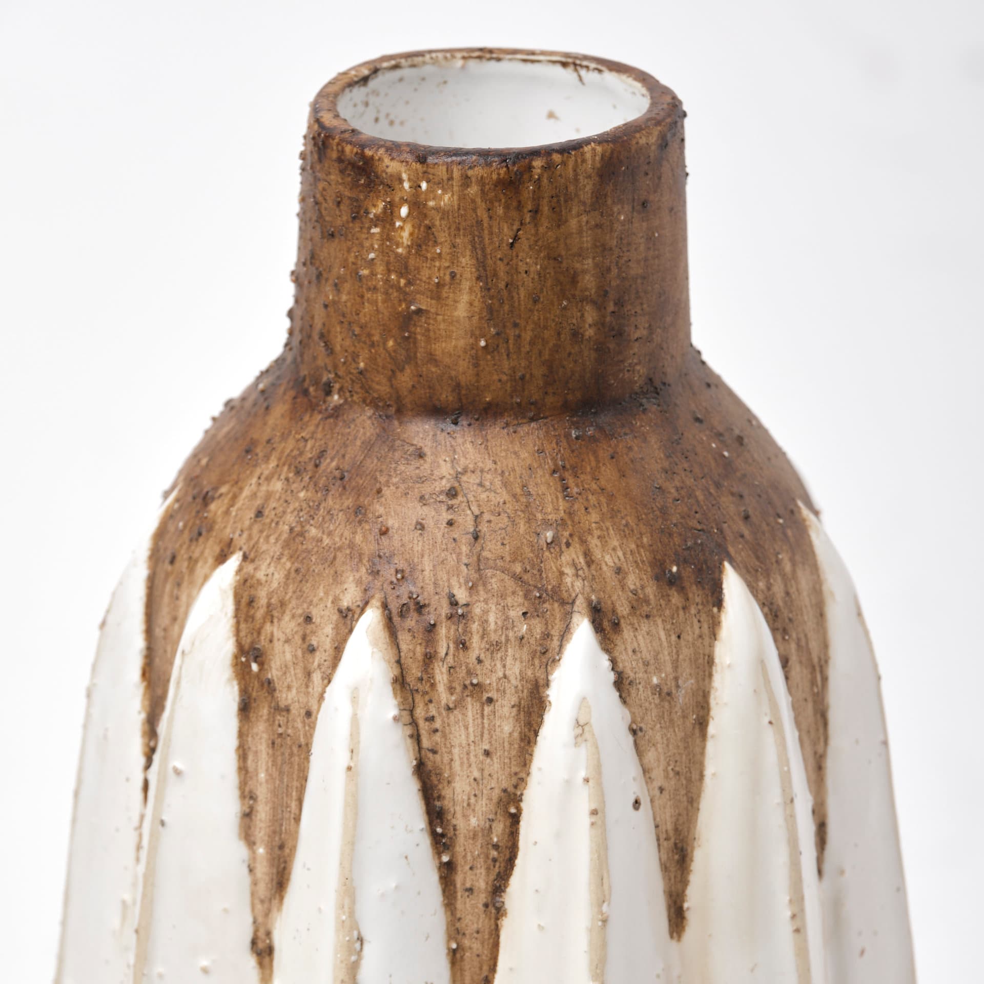 Sisko I Short Rustic Brown White Ceramic Vase — product photograph