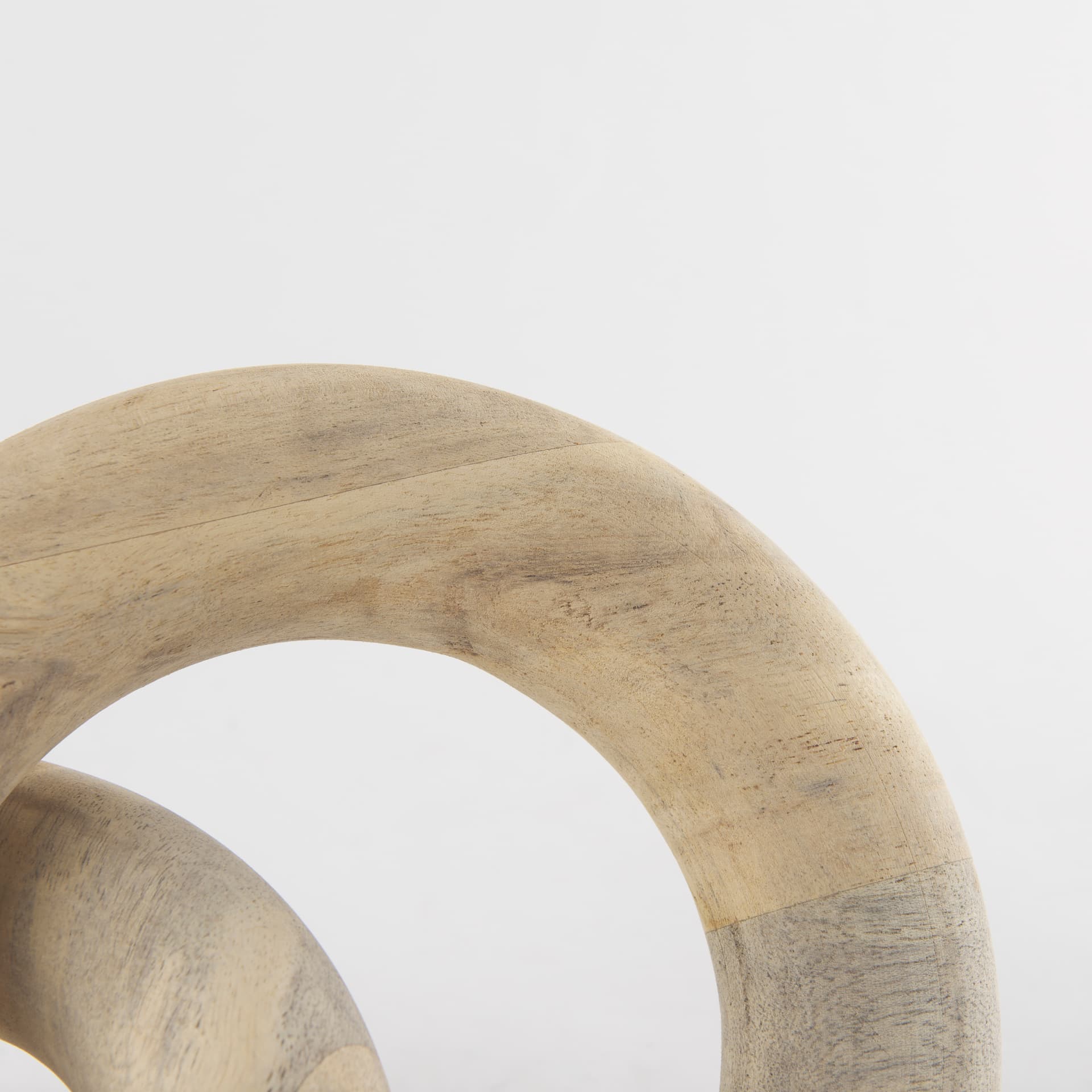 Alize Solid Wood Circular Chain Link Decorative Object — product photograph