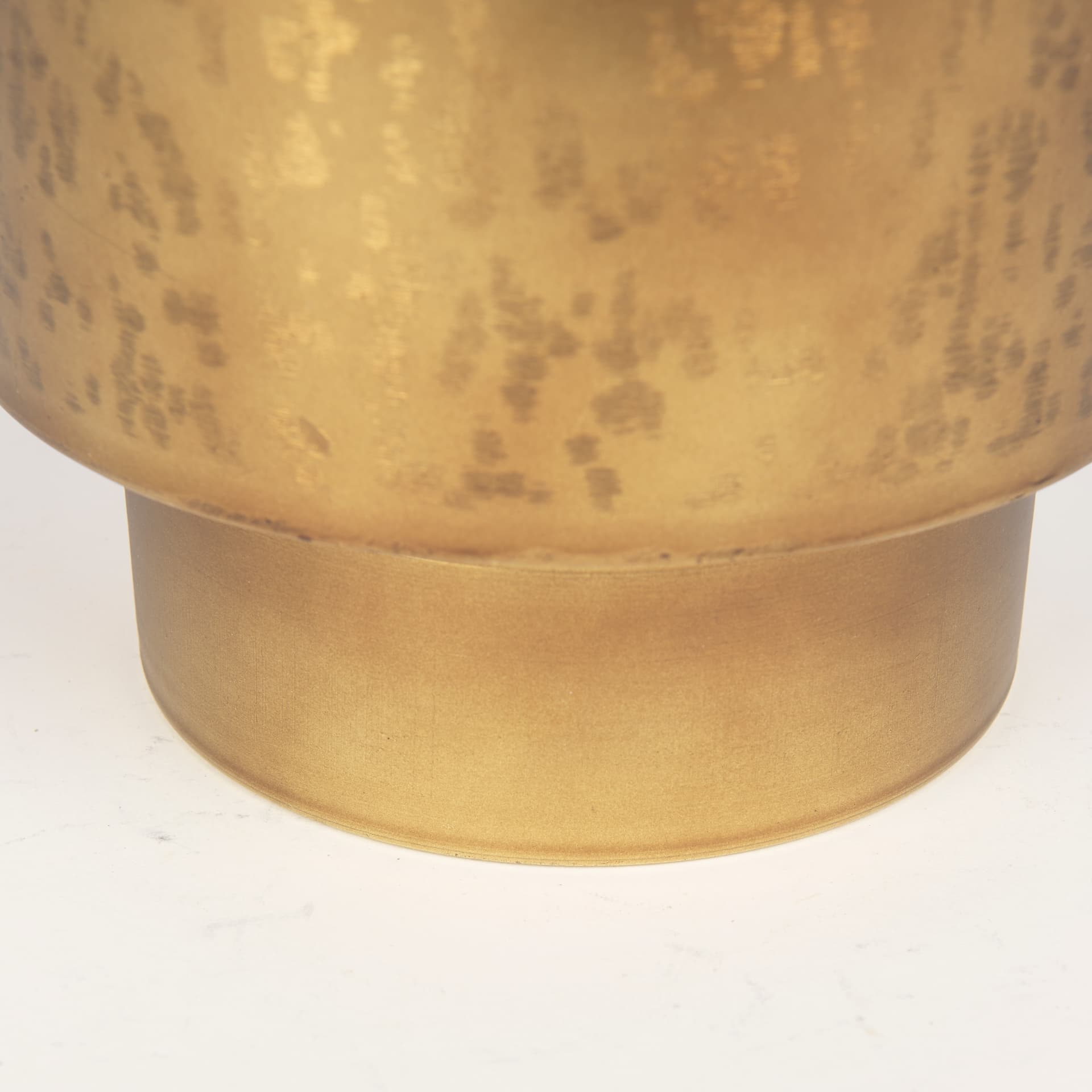 Juno 8.5H Large Gold Iron Vase — product photograph