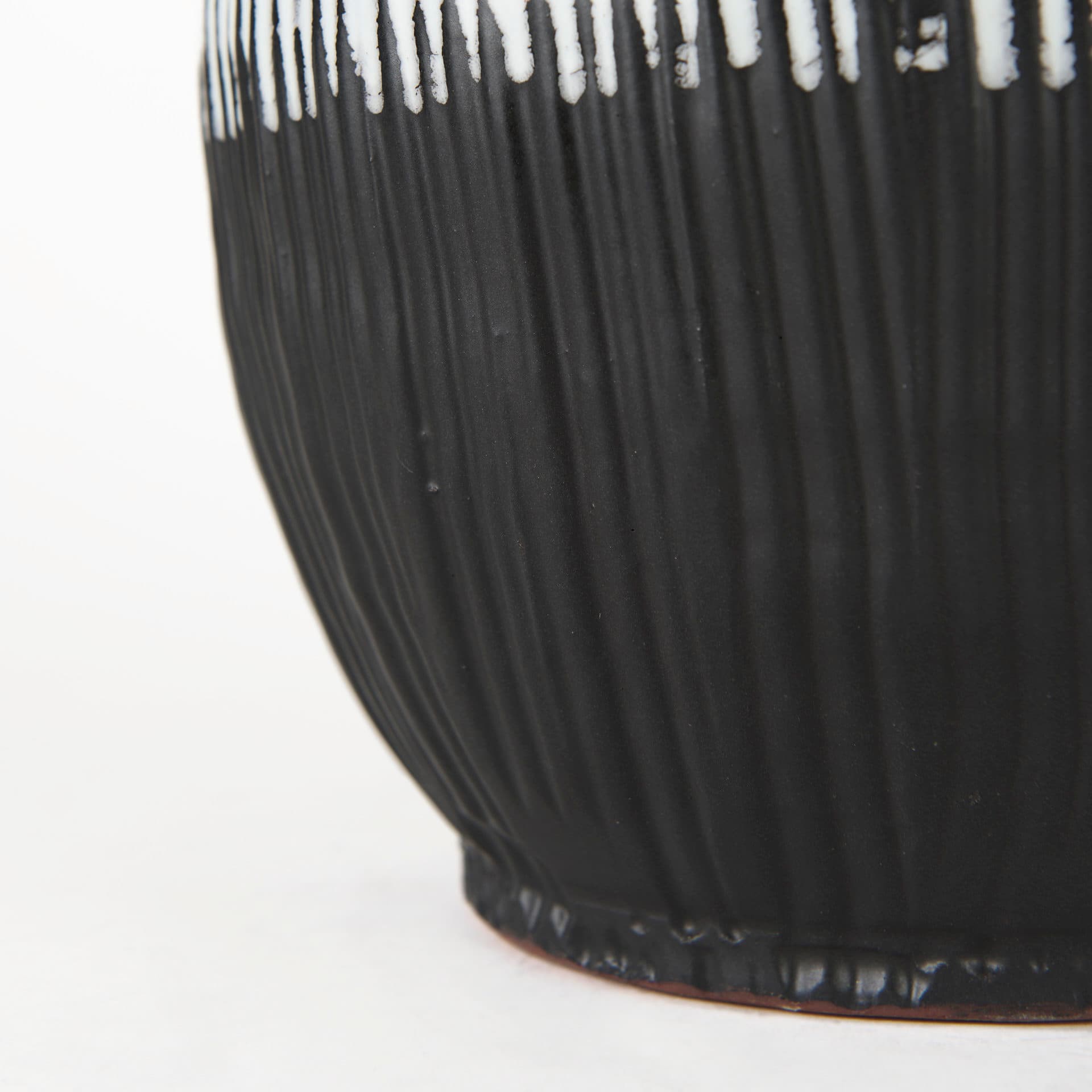 Tanami II Short Dark Brown/White Glazed Ceramic Vase — product photograph