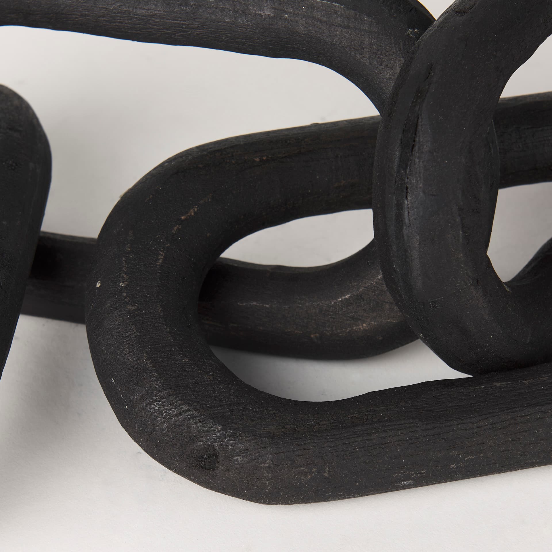 Alix 29.0L x 5.0W x 5.0H Black Wood Link Chain Decorative Object — product photograph