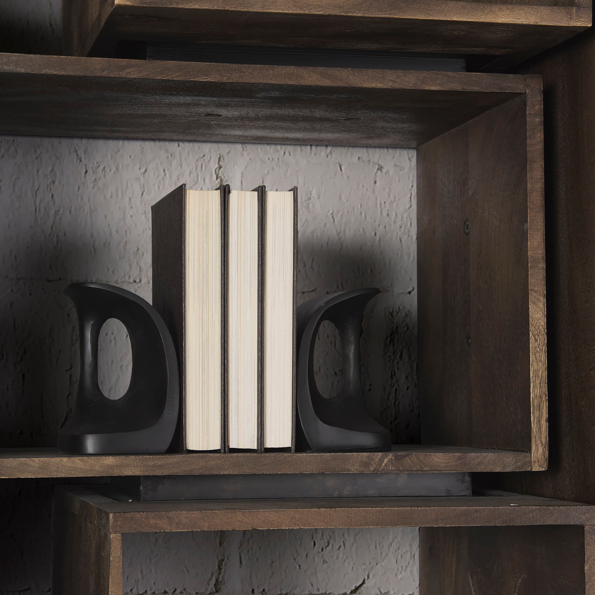 Last Cobbler's (Set of 2) 8L x 6W Black Shoemaker Tool Bookends — product photograph