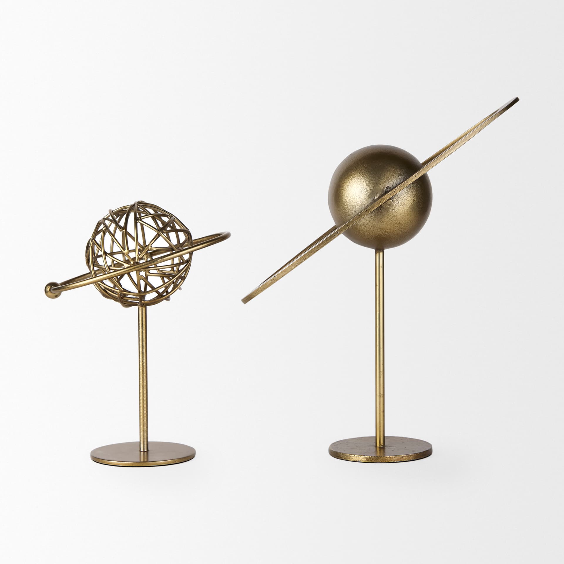 Atlas 15.0L x 7.0W x 16.0H Gold Metal Solar System Ornament — product photograph