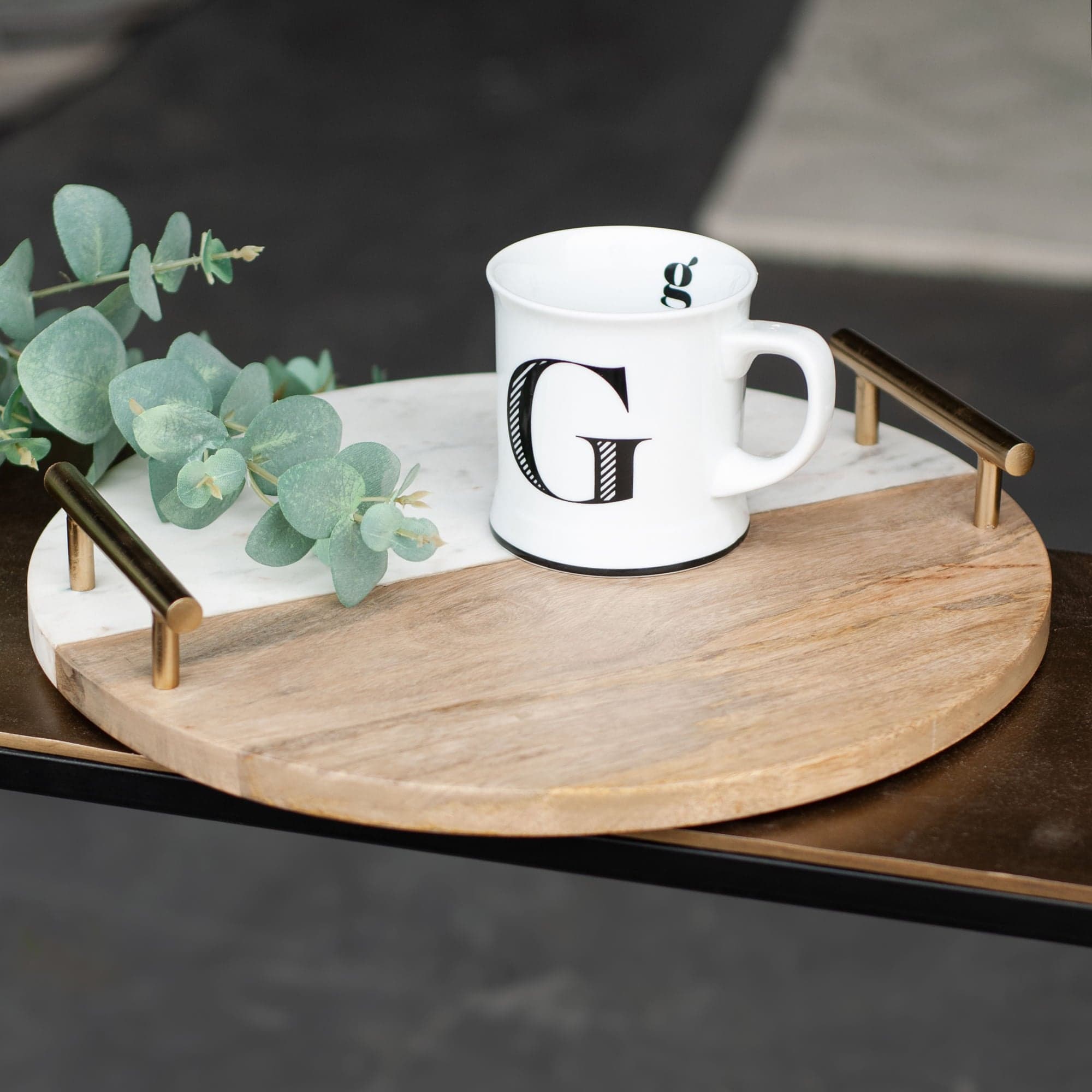 Dinova — product photograph