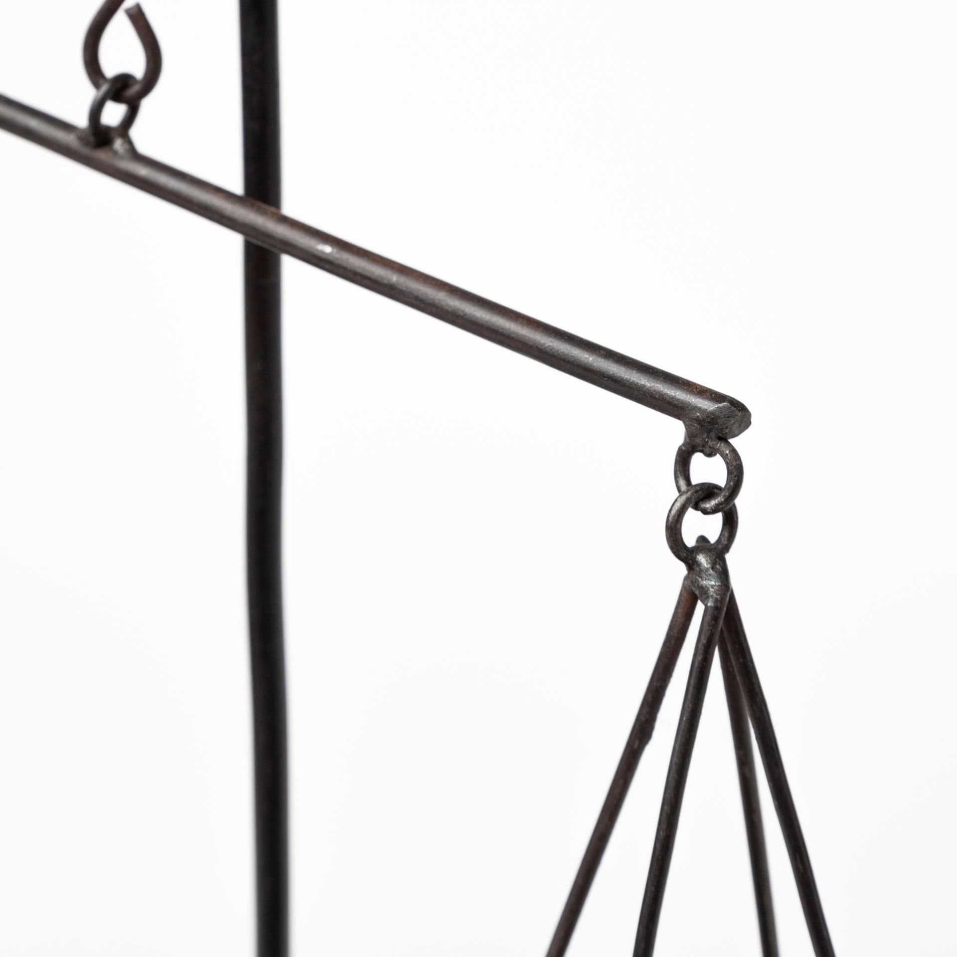Ellis 10L x 4W Black Metal Vintage Inspired Weighing Scale — product photograph