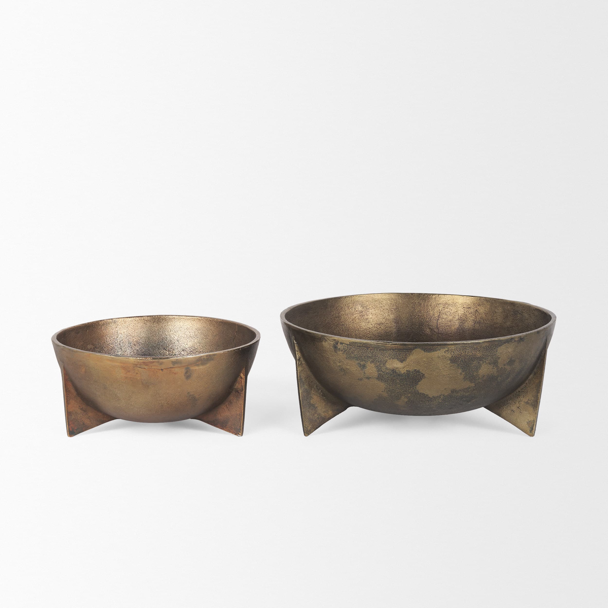 Quita Large Gold Metal Decorative Bowls (Set of 2) — product photograph