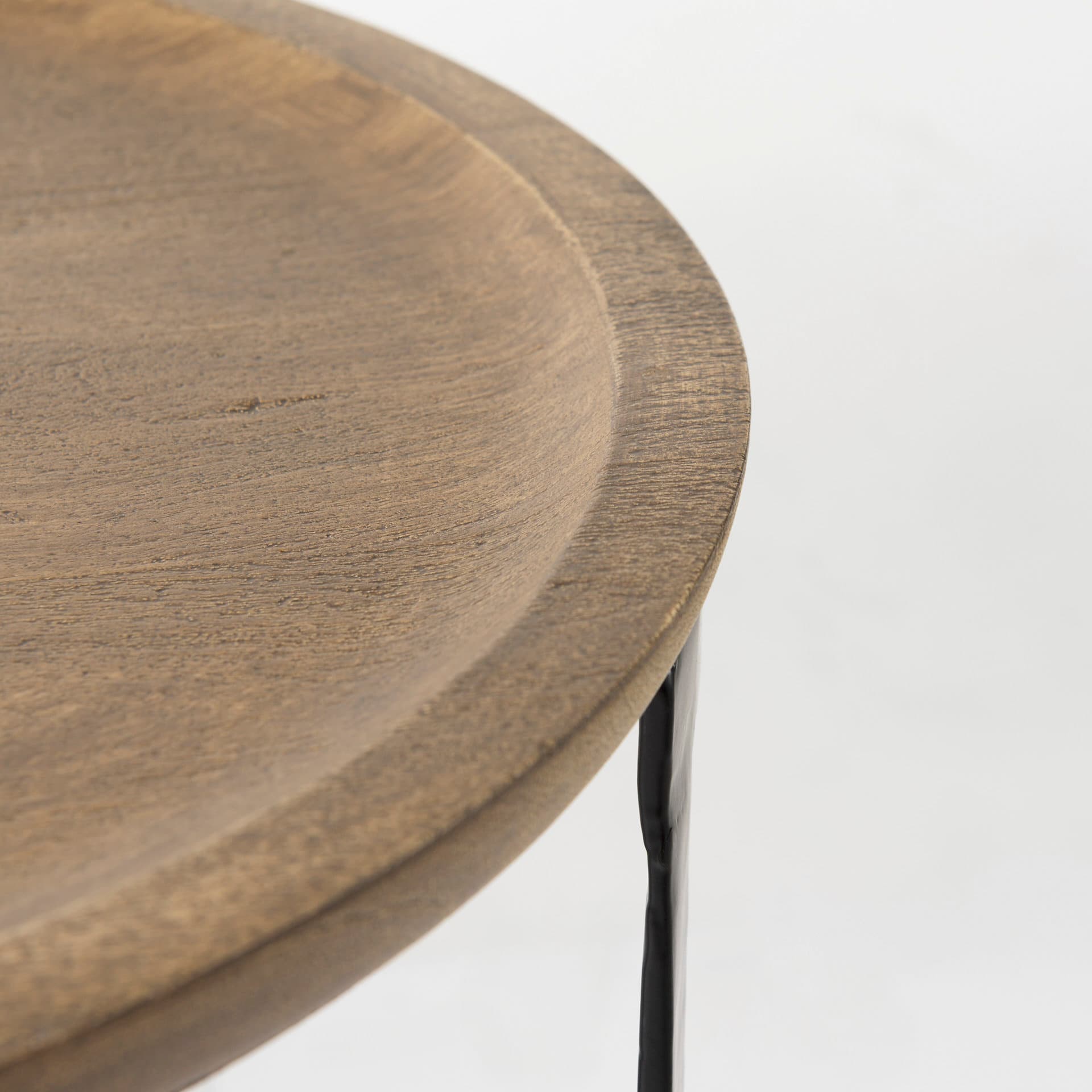Aisley (Set of 2) 19.3L x 19.3W x 19H Light Brown Wood W/ Black Metal Base Round Nesting Side Tables — product photograph