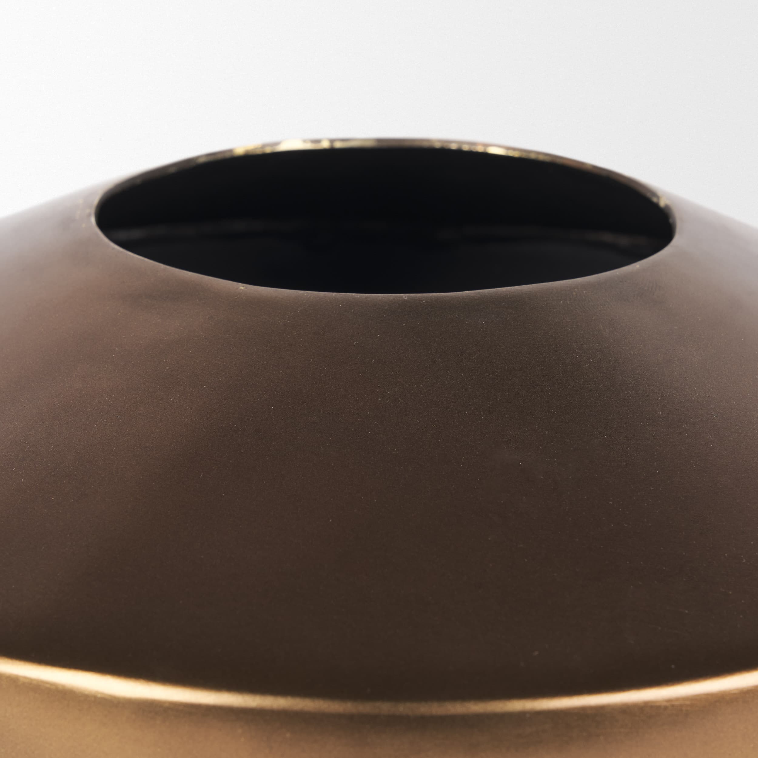 Quiana Large Gold Metal Vase — product photograph