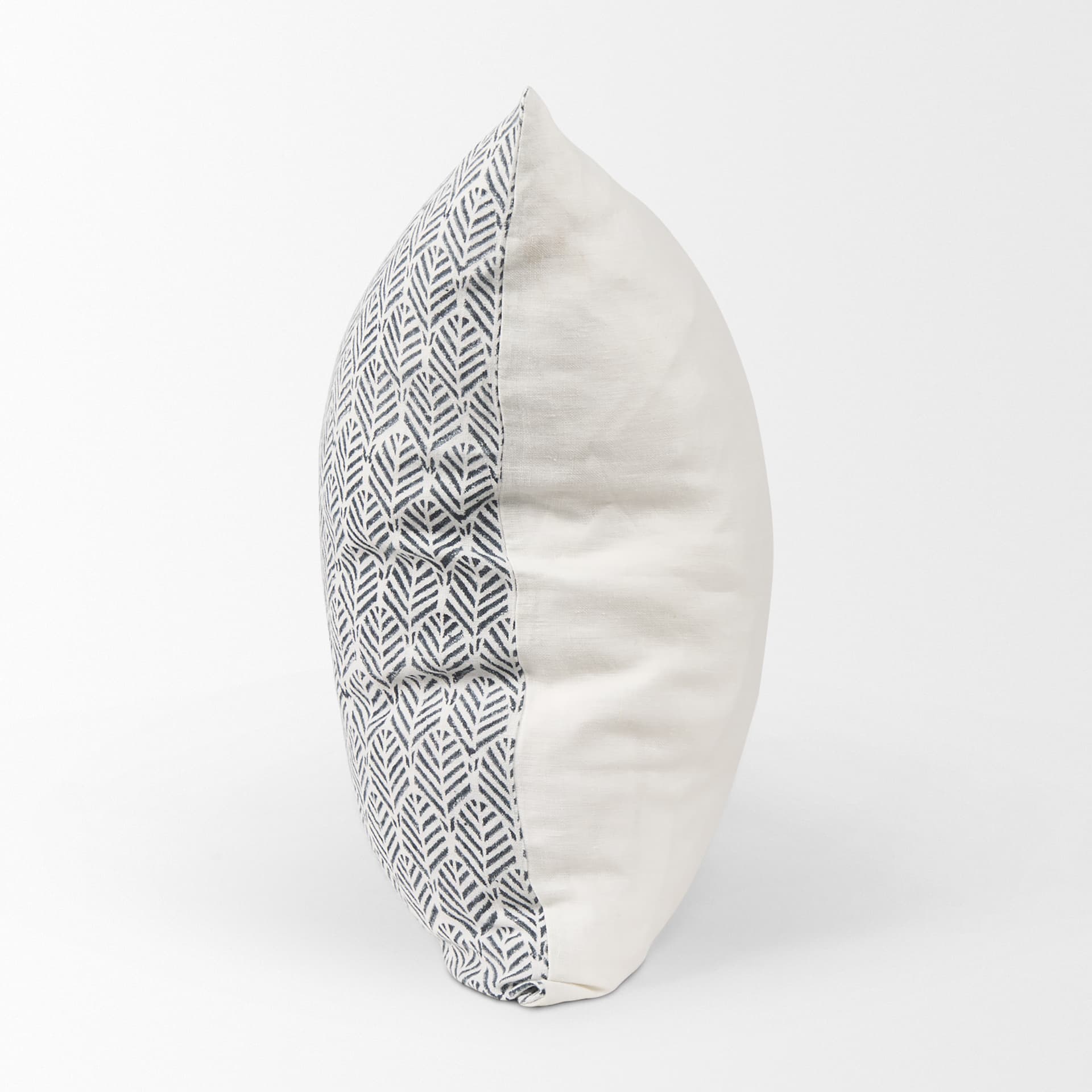 Jennelle 22x22 Cream w/ Indigo Print Linen Square Pillow Cover — product photograph