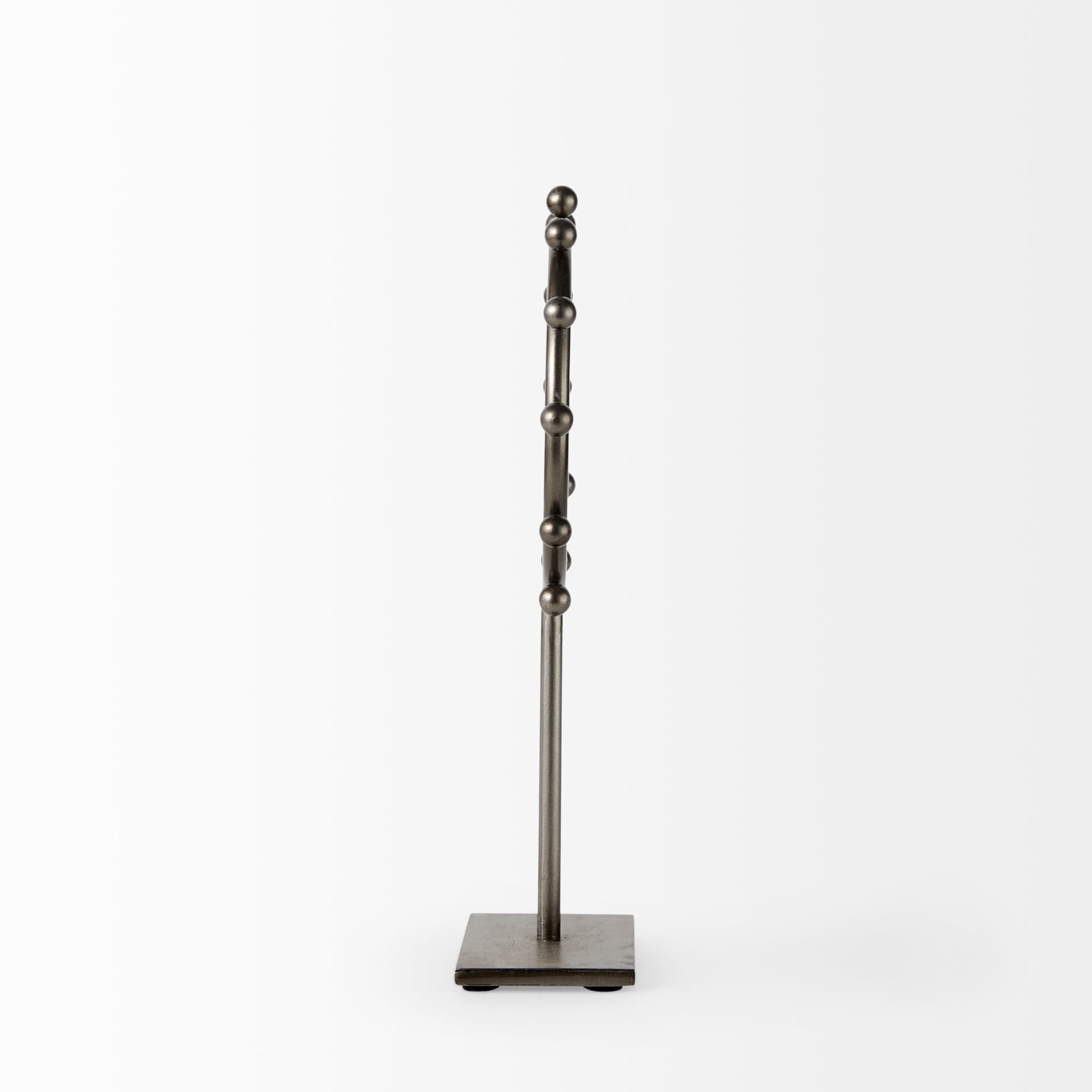 Elio 7.5L x 3.0W x 13.2H Small Studded hoop object — product photograph