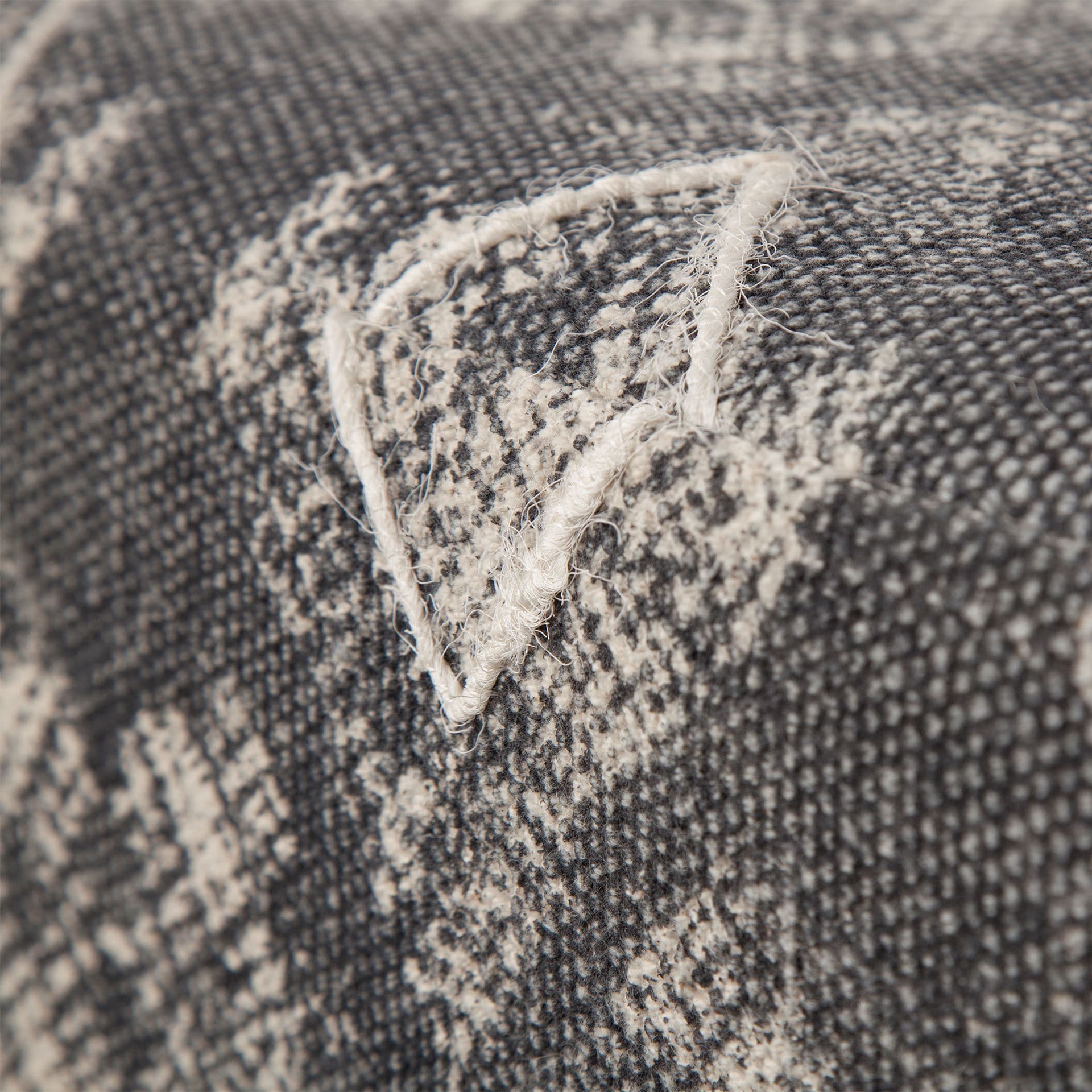 Pallu 18.75"H Dhurrie Cotton Cover w/Four Wooden Legs Ottoman — product photograph