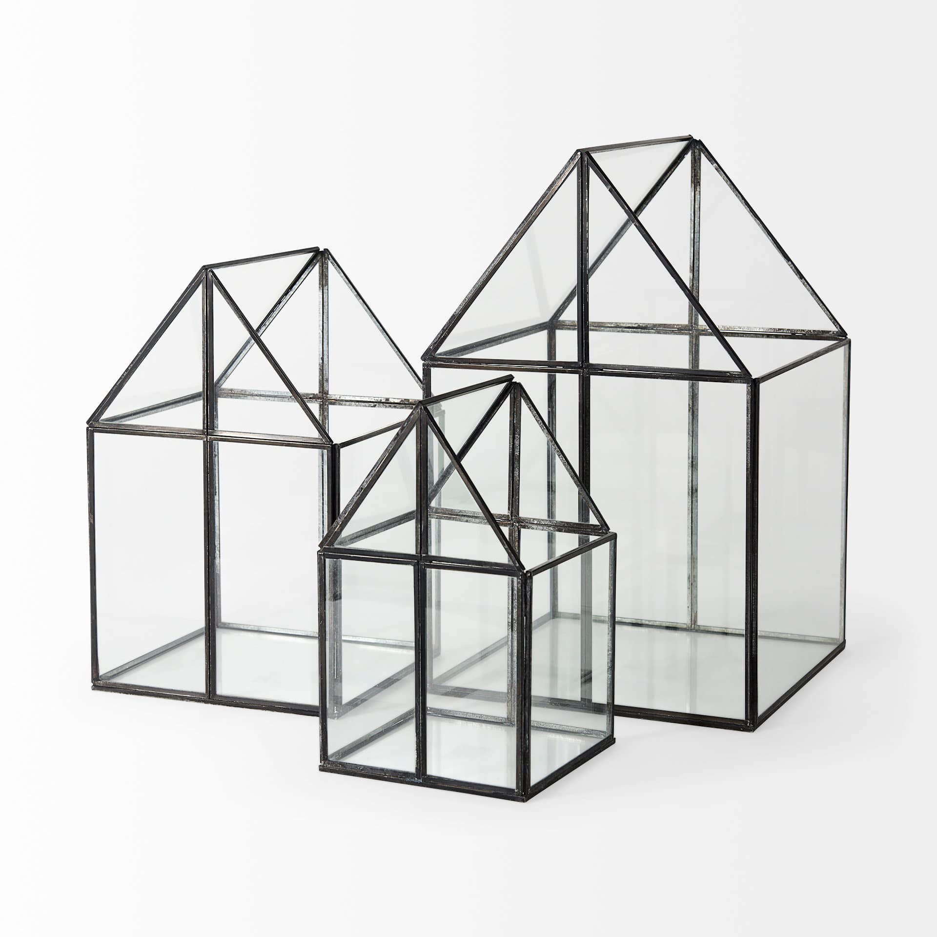Sikes (Medium) 8L x 8W x 13H Hut Terrarium W/Glass Base — product photograph