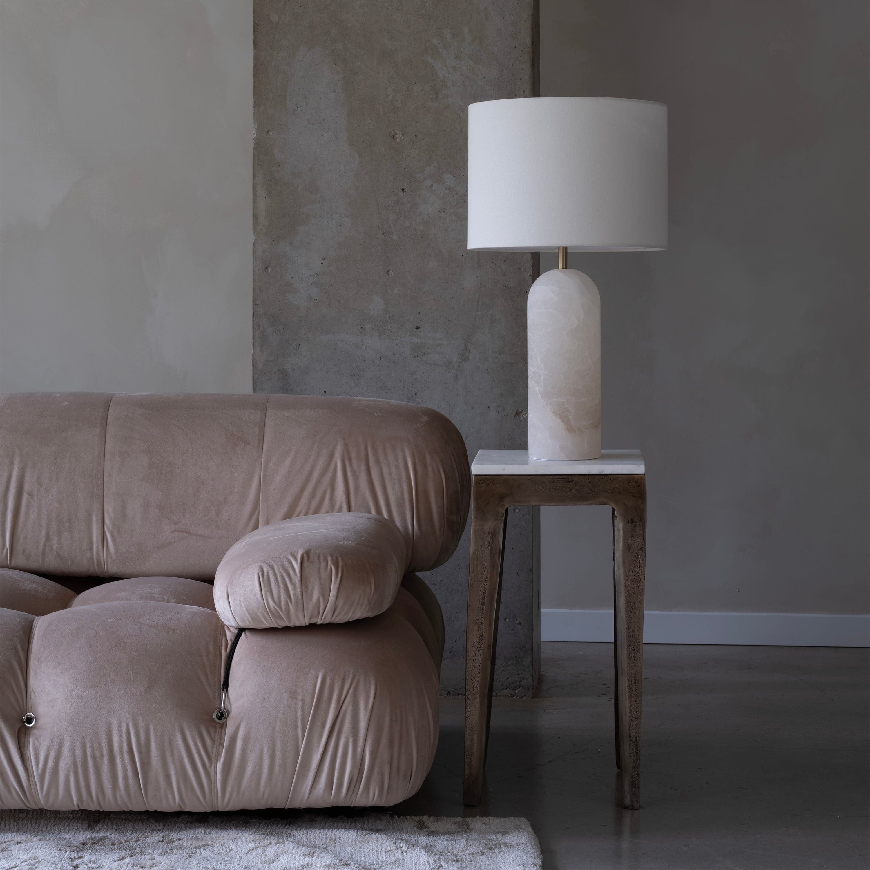 Ixia — product photograph