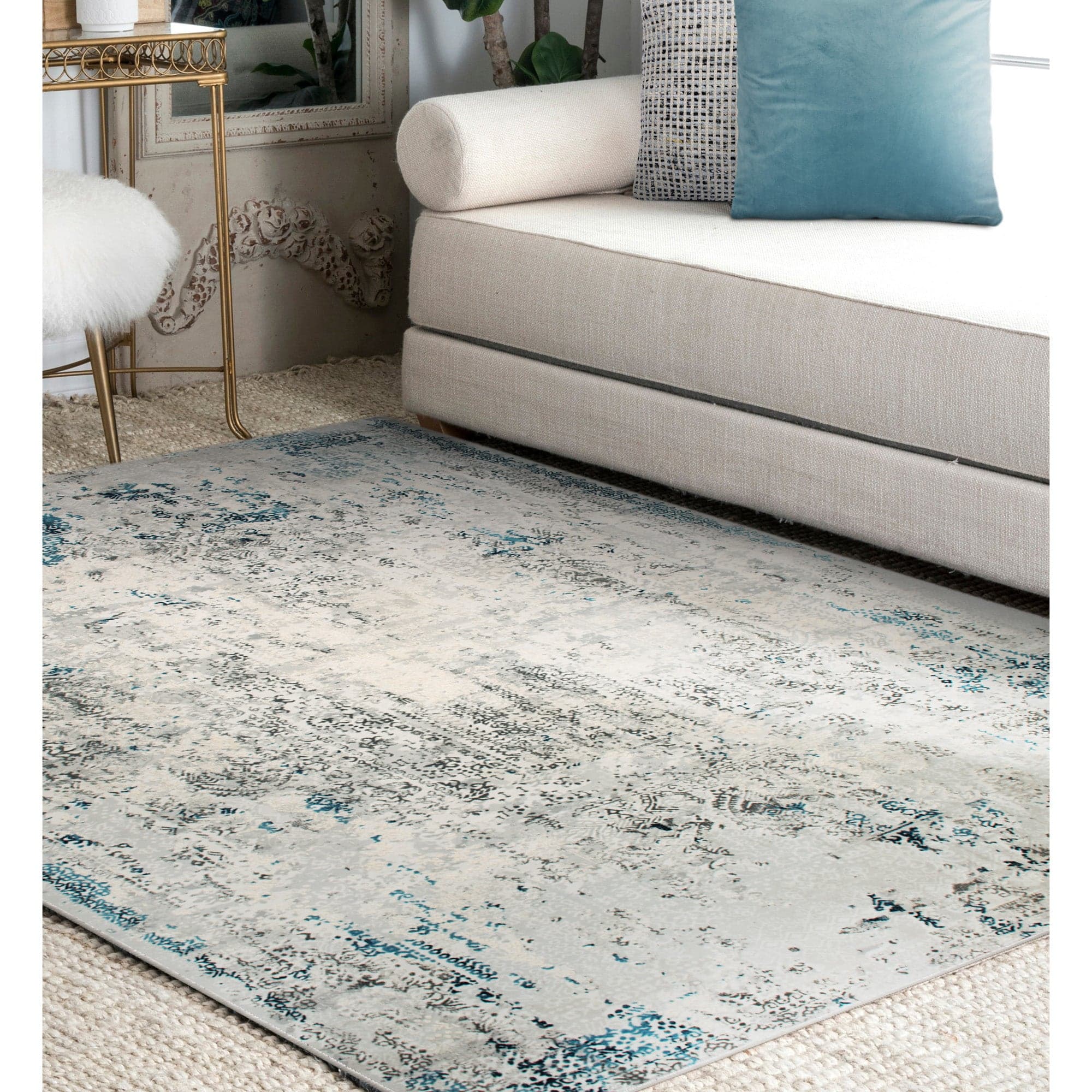 Ariella — product photograph