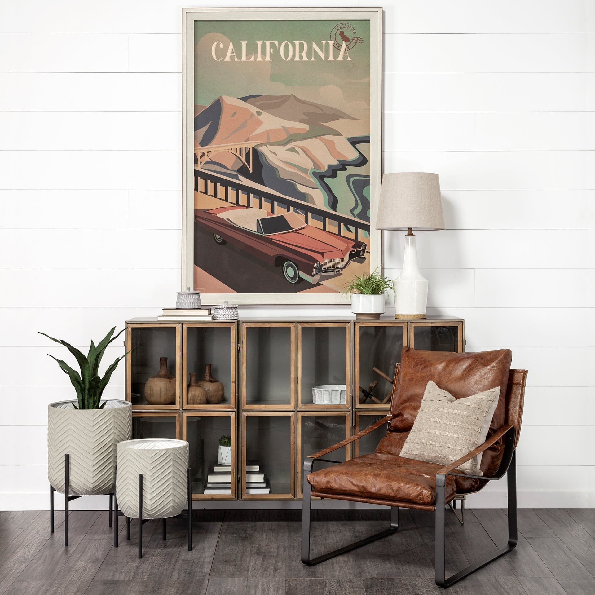 Hornet I 27.0L x 35.0W x 36.0H Brown Leather Unibody Seat w/ Black Metal Frame Accent Chair — in a styled room