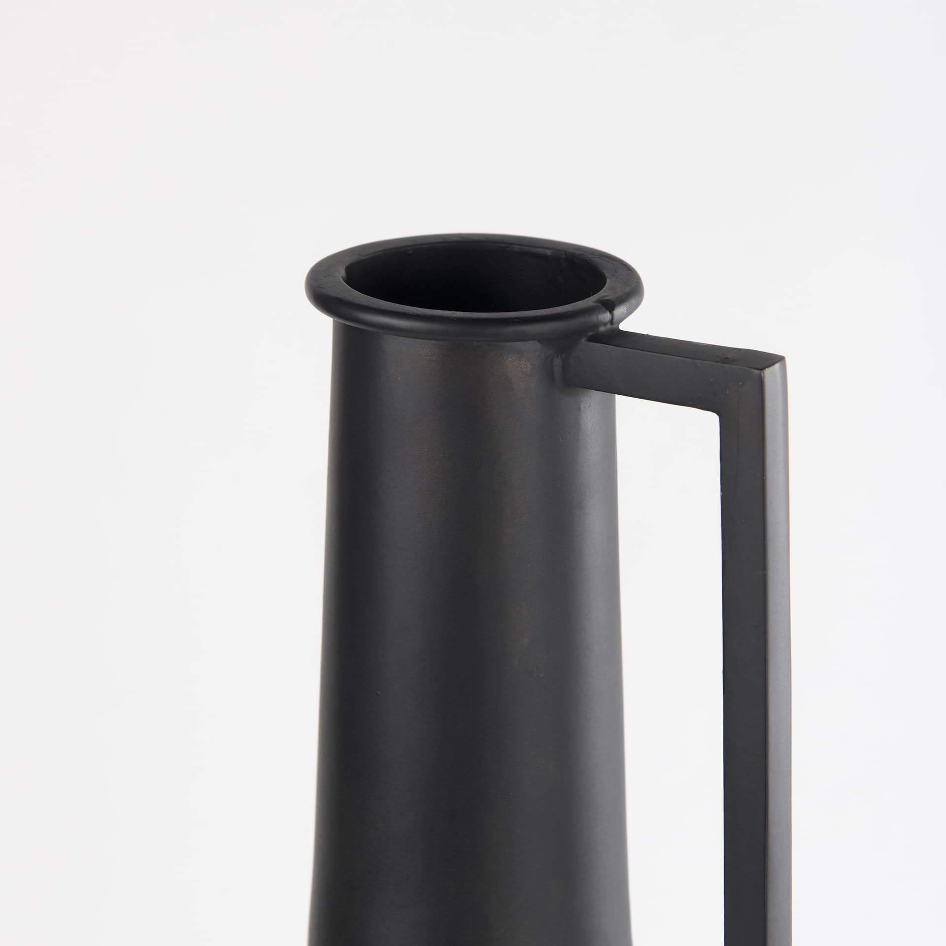 Aubrey Large 24.0H Black Iron Flower Vase — product photograph
