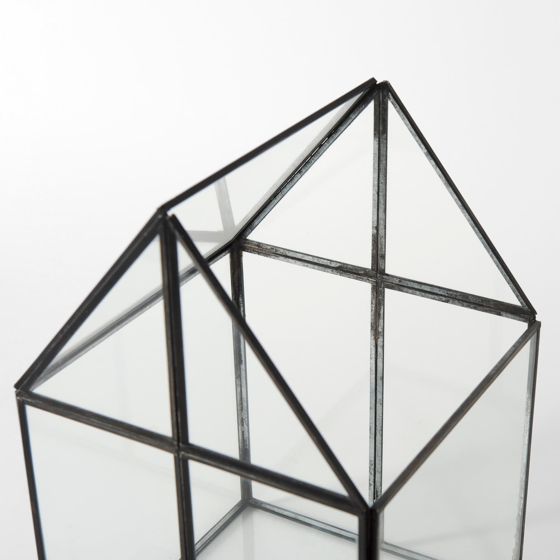 Sikes (Medium) 8L x 8W x 13H Hut Terrarium W/Glass Base — product photograph