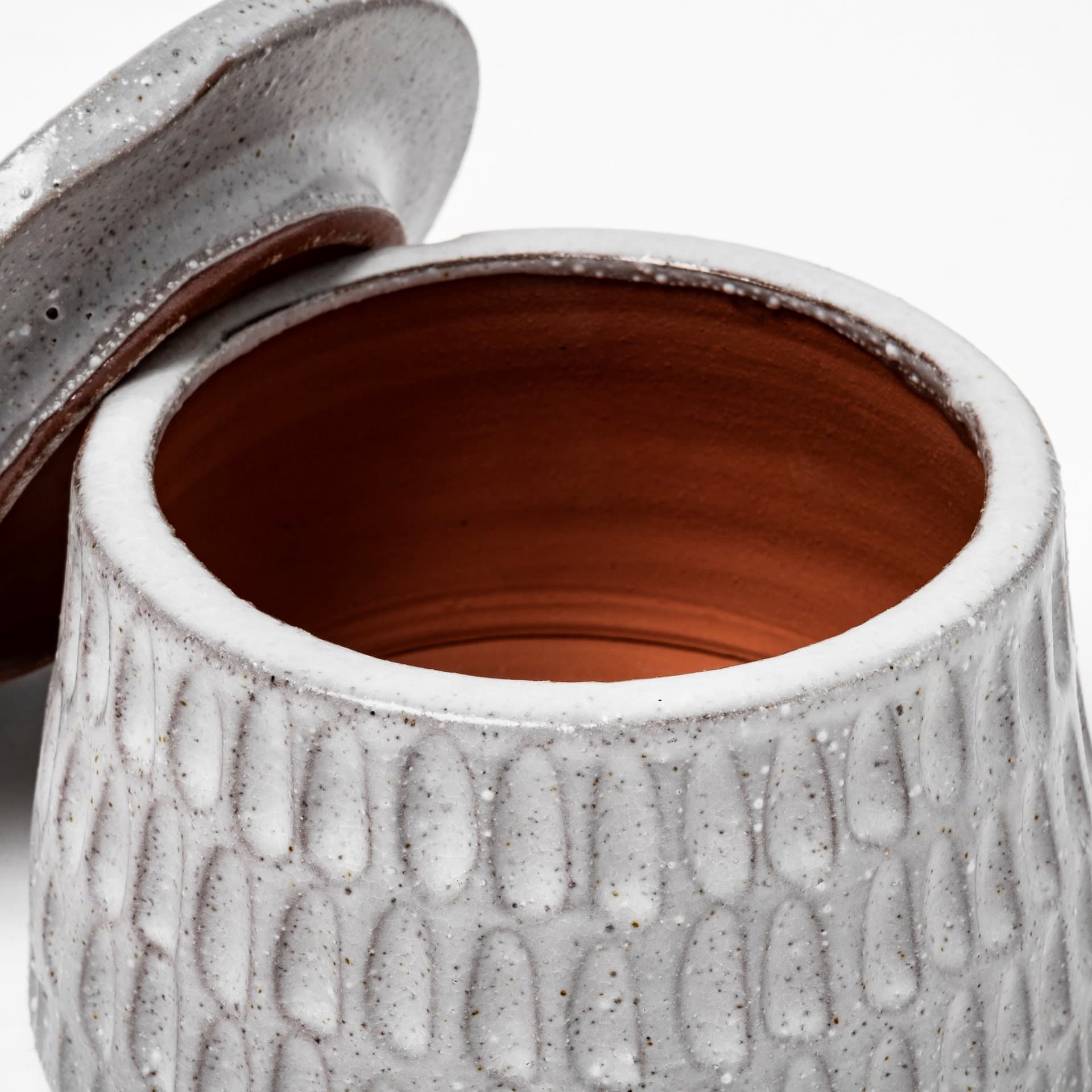 Azul (Large) 5L x 5W Gray Ceramic Detailed Decorative Box — product photograph