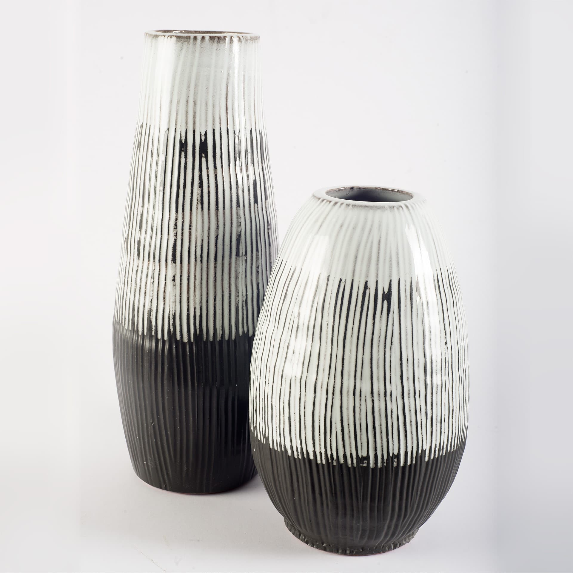 Tanami II Short Dark Brown/White Glazed Ceramic Vase — product photograph