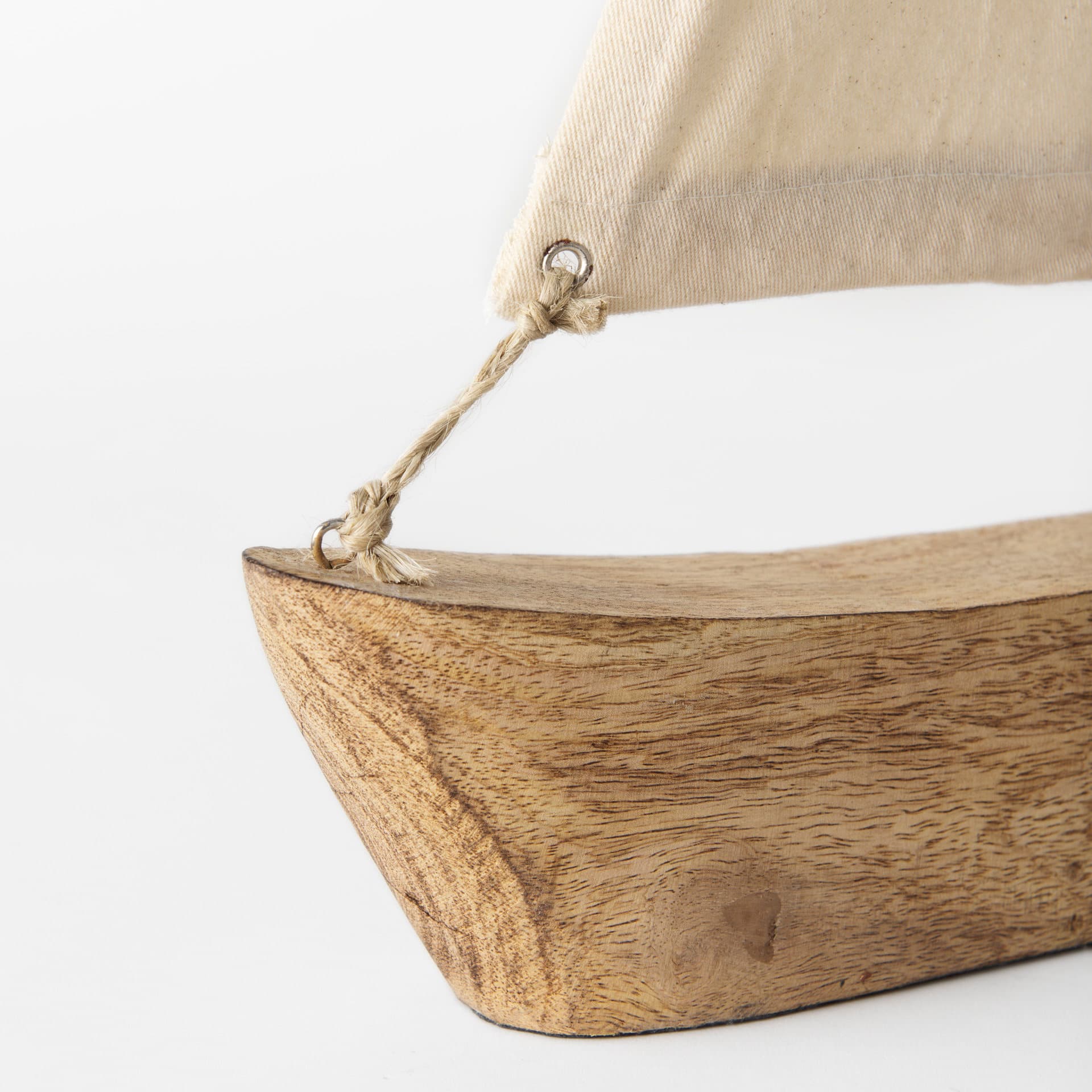 Tartane Large 22L x 2W Brown/Cream Nautical Inspired Sailboat — product photograph