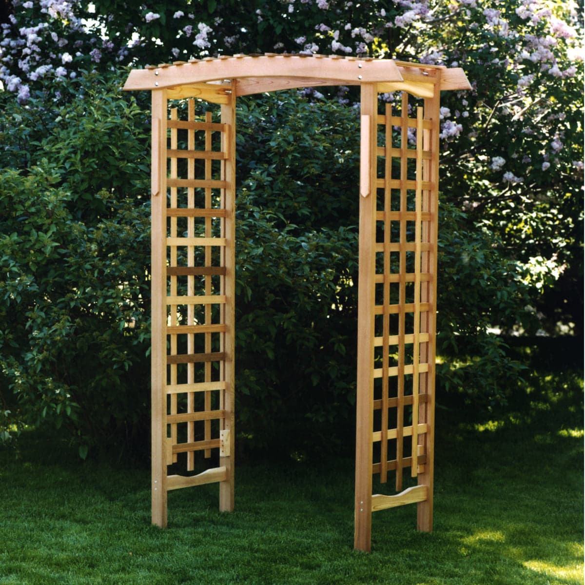 5-Ft Cedar Garden Arbor — product photograph