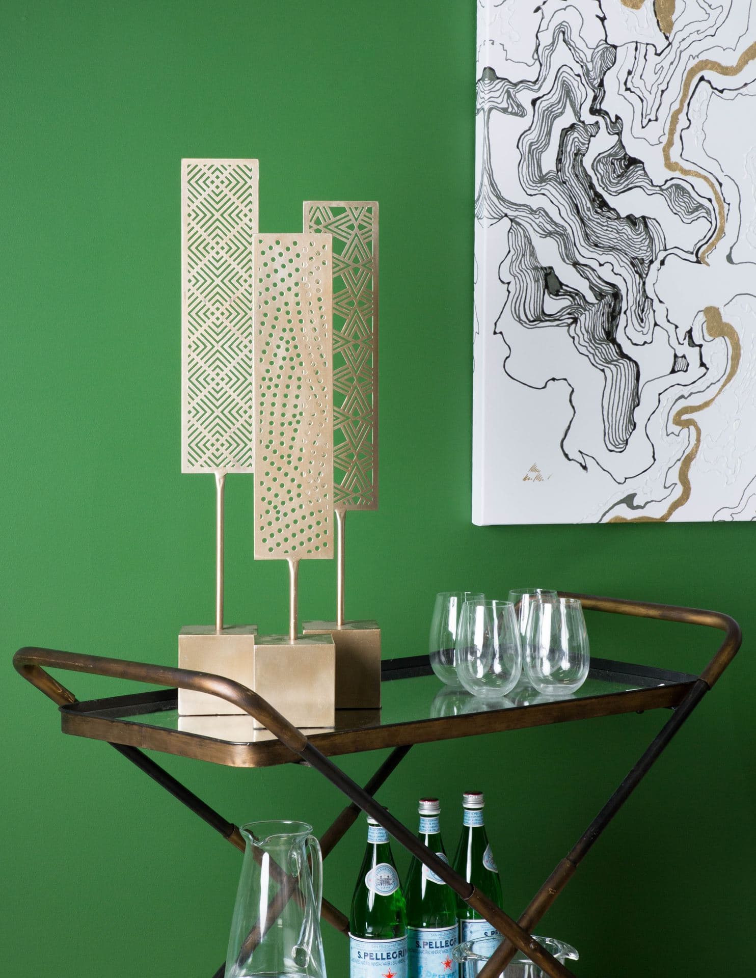 Arondale (Set of 3) 4L x 12W Gold Cutout Decorative Objects — product photograph