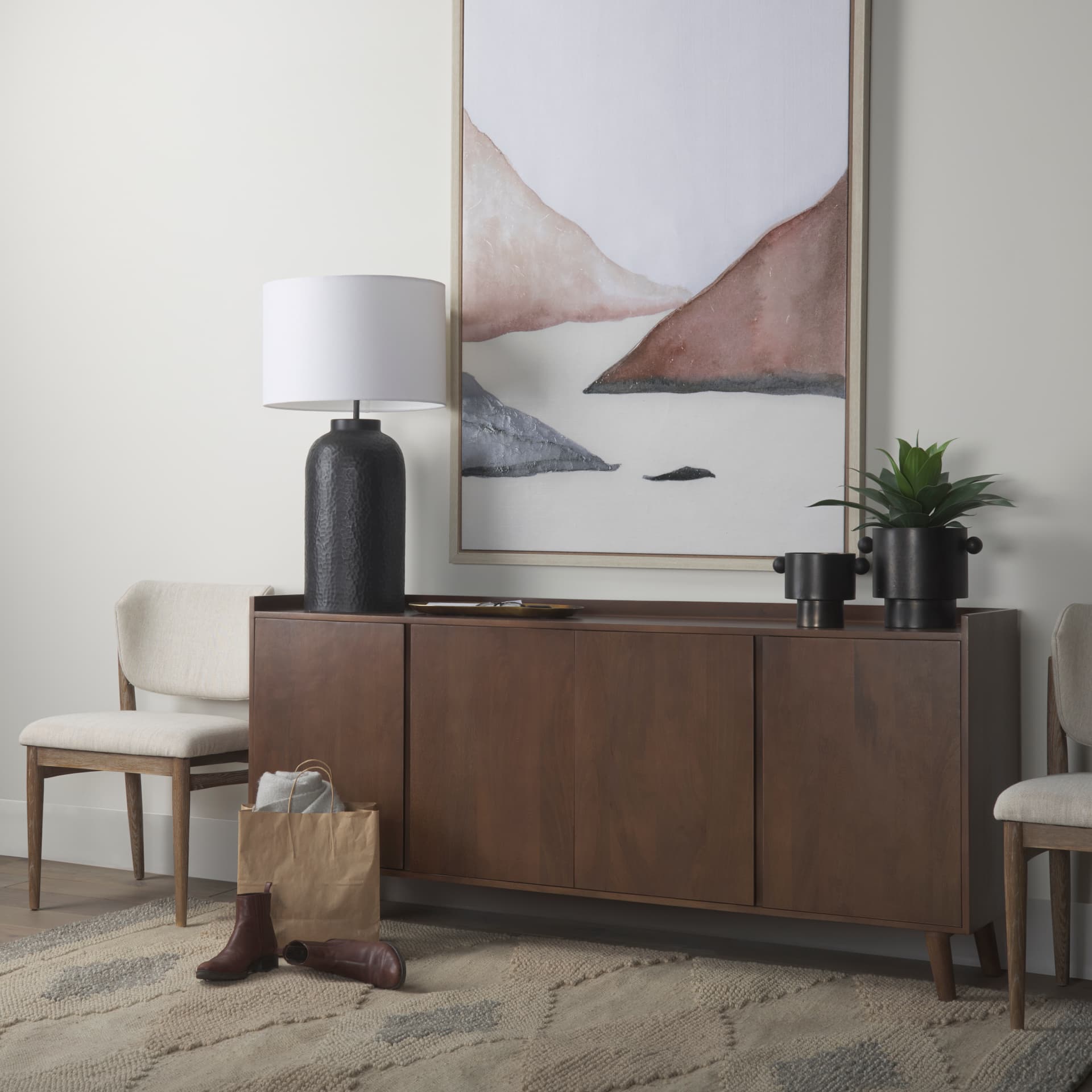 Leo 18.0L x 18.0W x 31.0H Black Hammered W/White Fabric Shade Table Lamp — product photograph